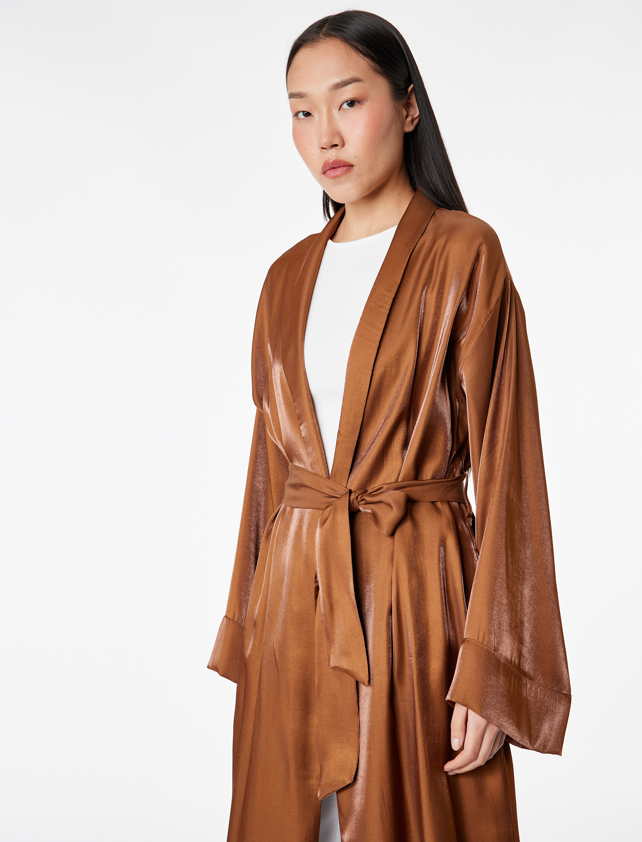   Uzun Geniş Kollu Kuşak Detaylı Uzun Saten Kimono