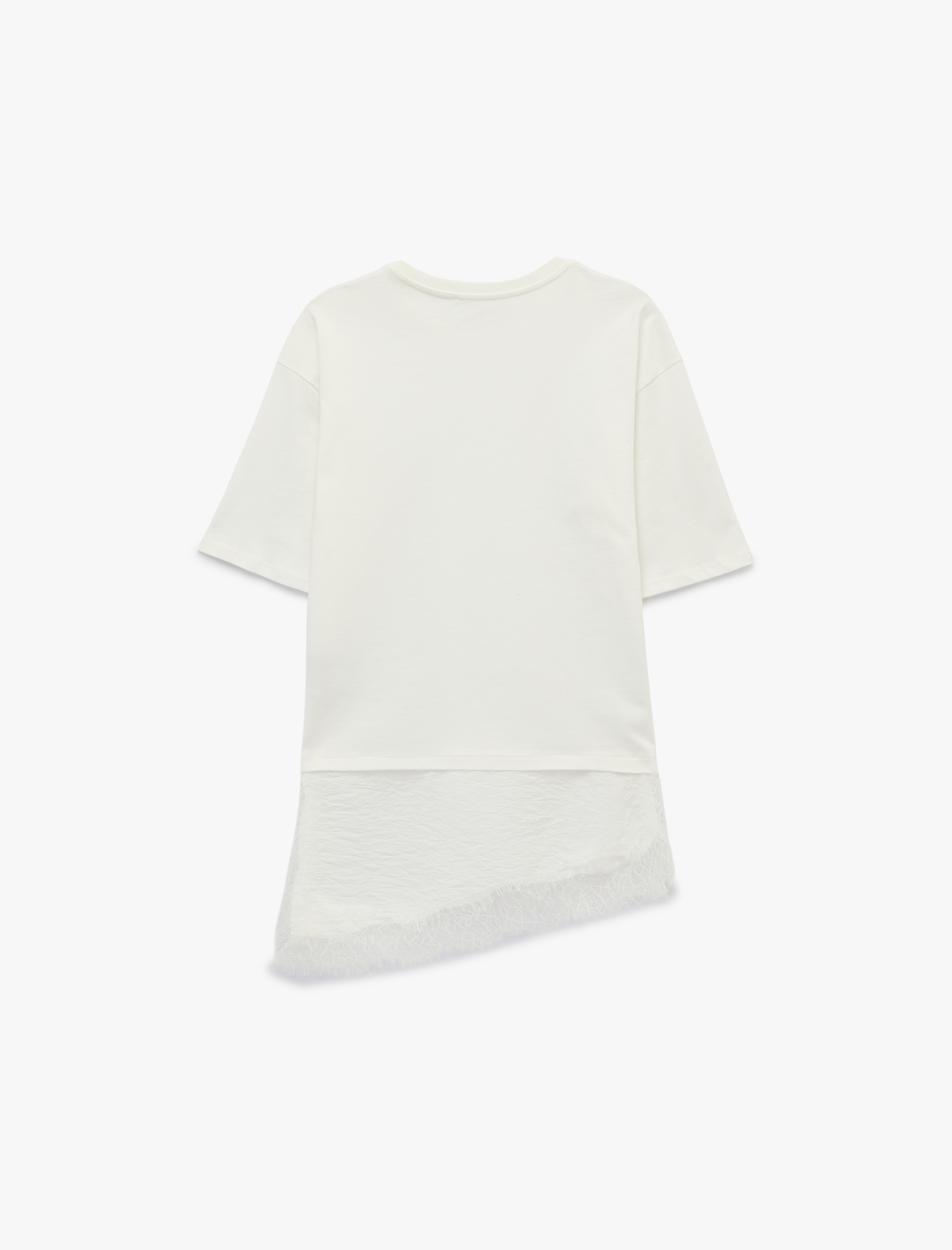   Regular Fit Kısa Kollu Bisiklet Yaka Asimetrik Dantel Detaylı Tişört