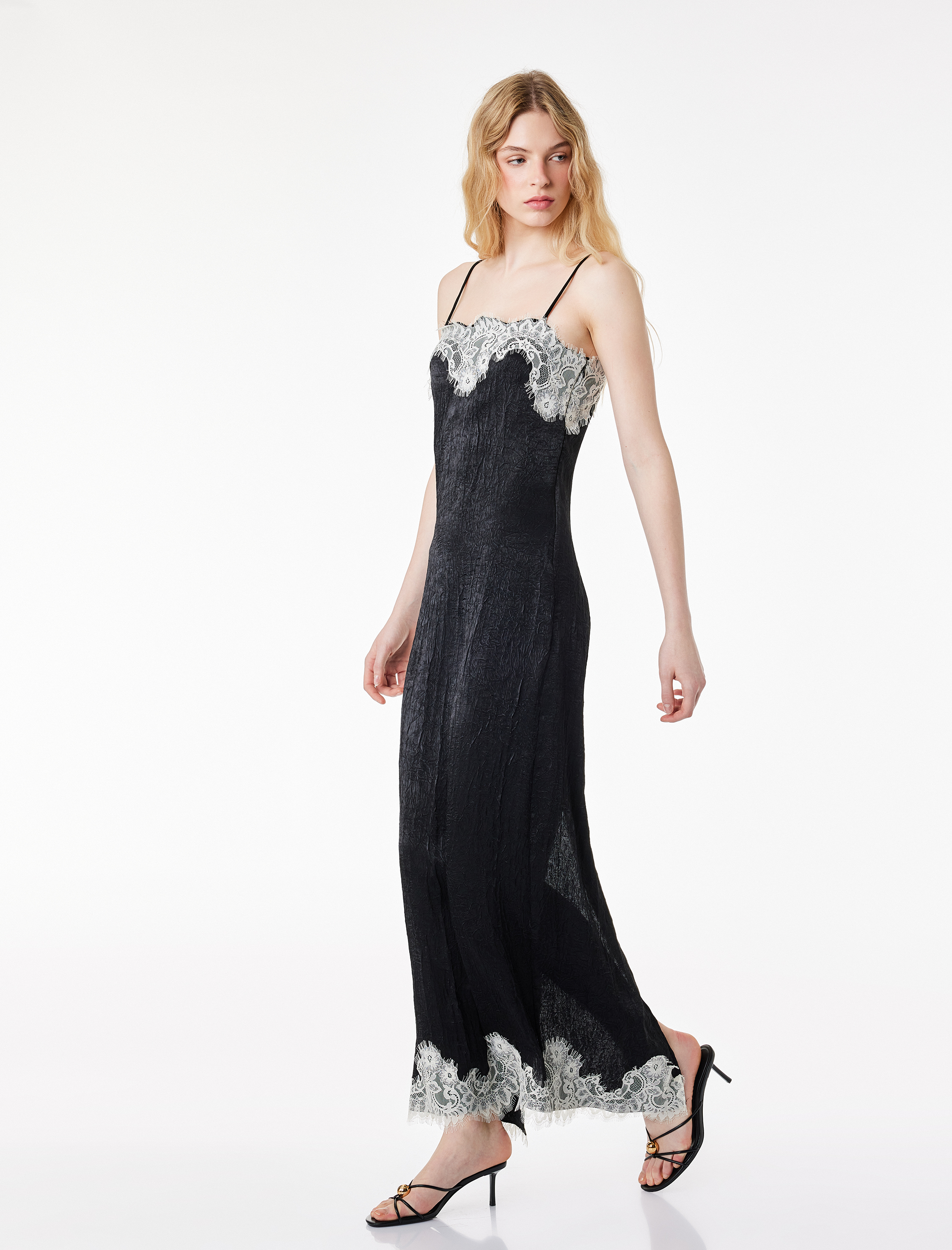 Kare Yaka Kolsuz Dantel Detaylı Saten Midi Elbise - Görsel 2