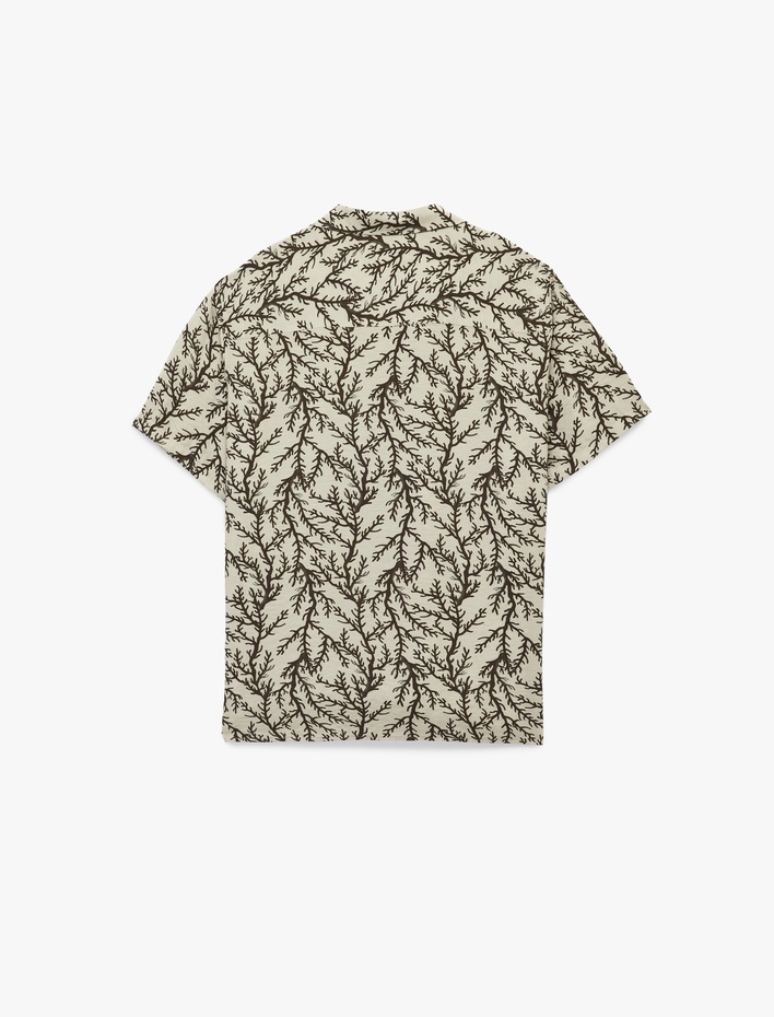  Regular Fit Kısa Kollu Devrik Yaka Desenli Gömlek