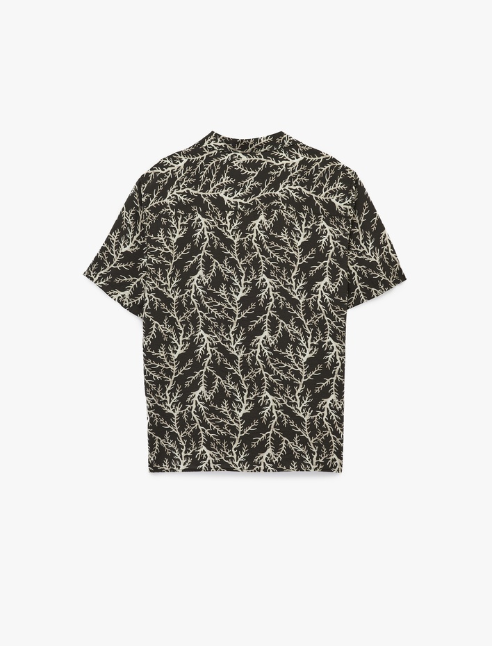  Regular Fit Kısa Kollu Devrik Yaka Desenli Gömlek