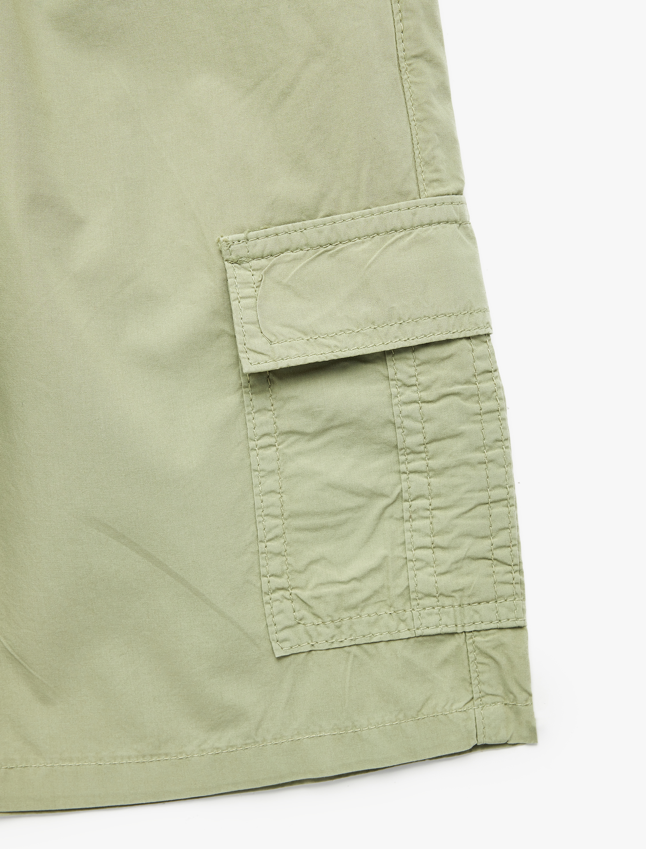  Erkek Çocuk Beli Bağcıklı Cep Detaylı Pamuklu Kargo Şort