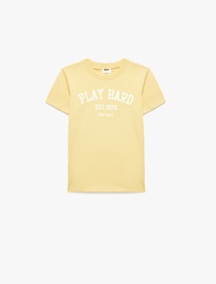 Pamuklu Kısa Kollu Bisiklet Yaka Baskılı Tişört