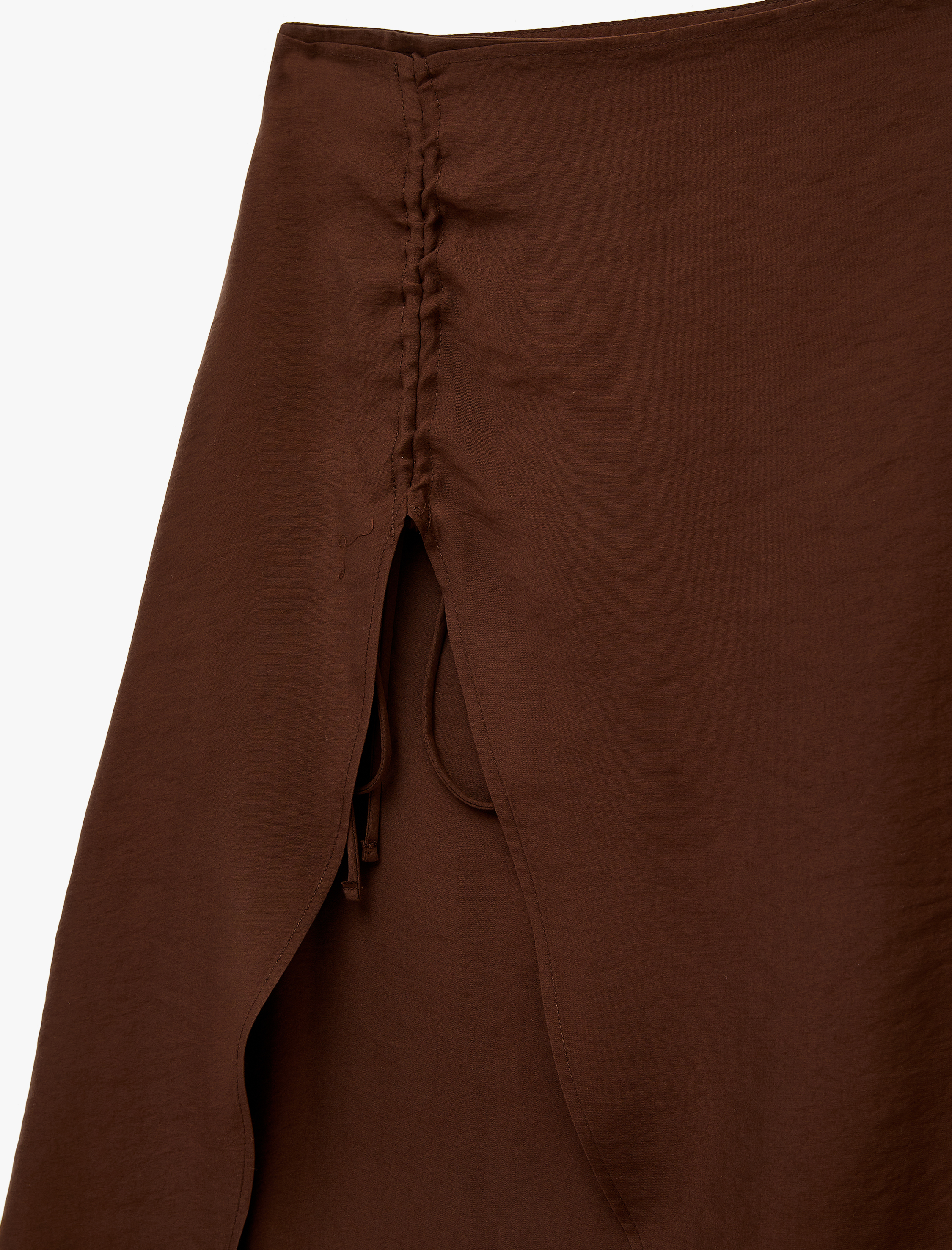   Modal Kumaş Yırtmaçlı Büzgü Detaylı A Kesim Midi Etek