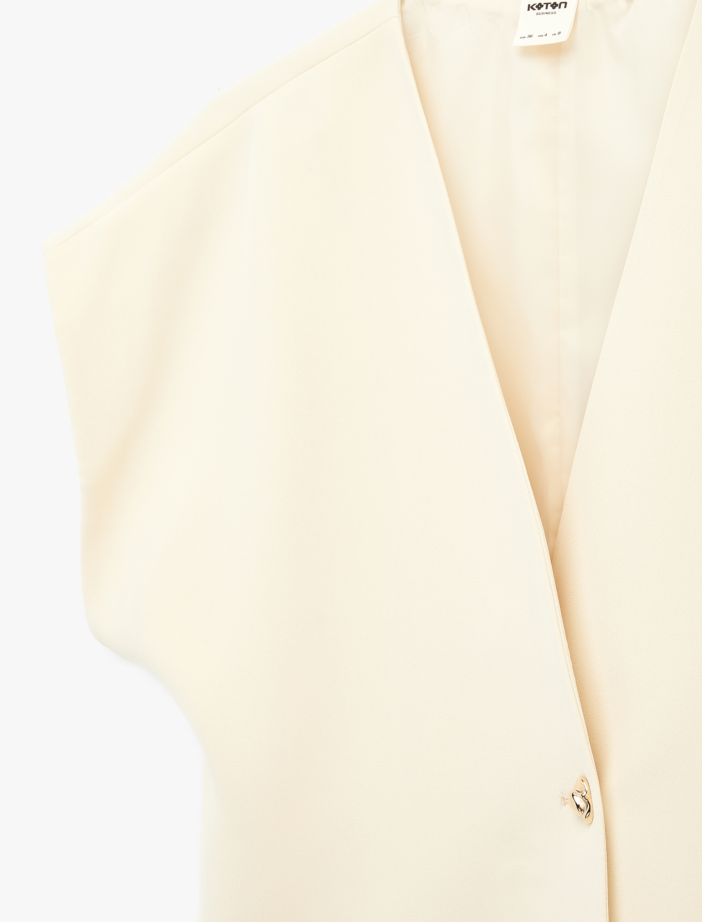   Kolsuz Metal Aksesuarlı Asimetrik Kruvaze Yaka Yelek