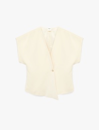 Kolsuz Metal Aksesuarlı Asimetrik Kruvaze Yaka Yelek