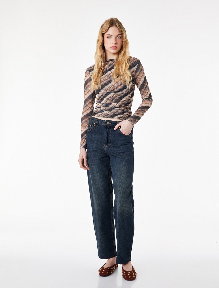  Koton X Sibil Çetinkaya - Slim Fit Uzun Kollu Dik Yaka Ekose Bluz