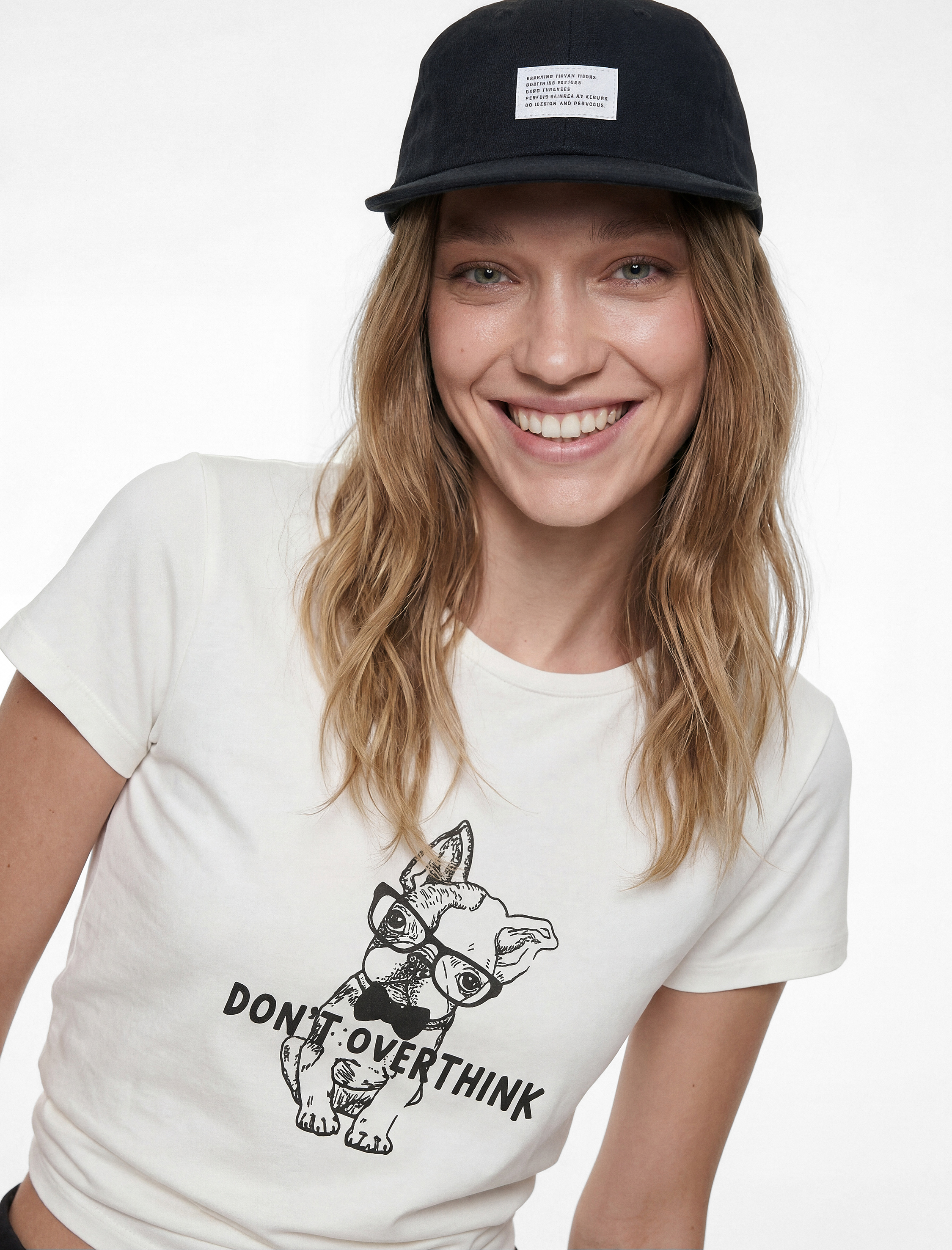   Slim Fit Pamuklu Kısa Kollu Bisiklet Yaka Köpek Baskılı Tişört