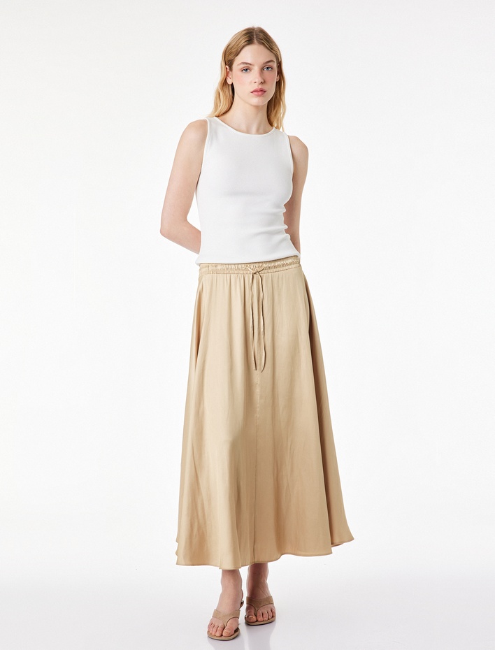  Beli Bağcıklı Kloş Uzun Saten Etek