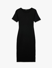 Kısa Kollu Yuvarlak Yaka Midi Boy İnce Triko Kalem Elbise