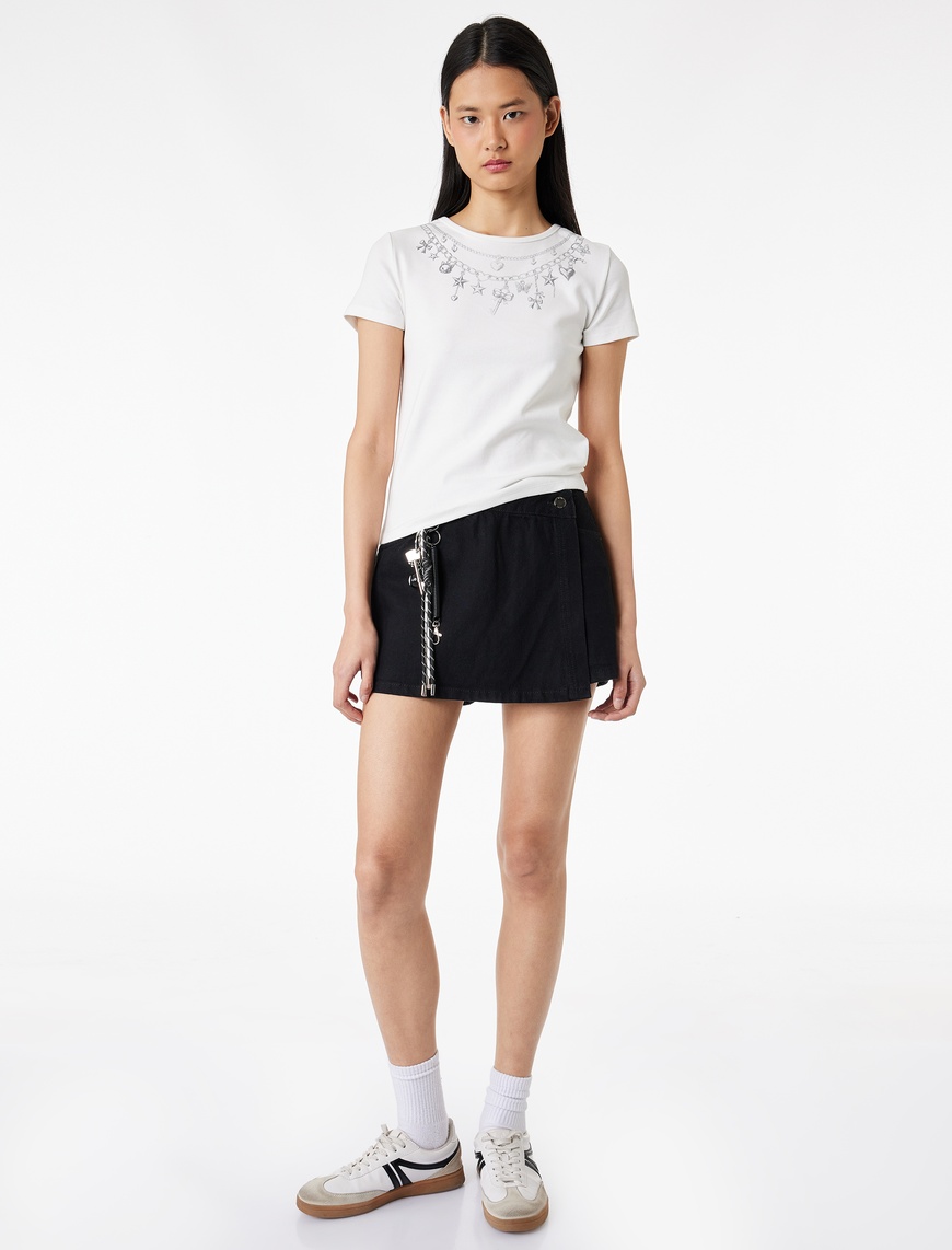 Koton Kadın Slim Fit Pamuklu Kısa Kollu Bisiklet Yaka Fiyonk Baskılı T-Shirt