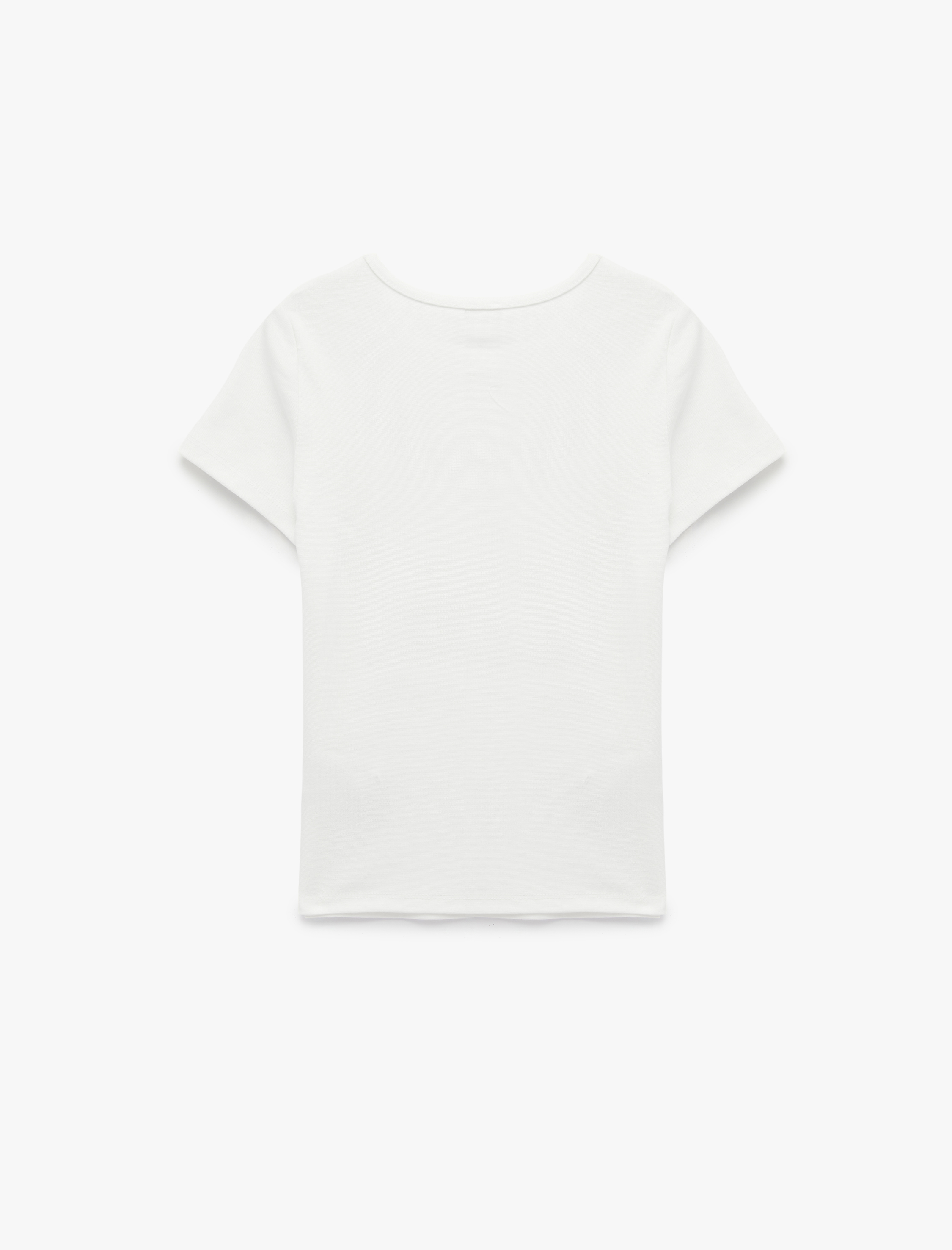   Slim Fit Pamuklu Kısa Kollu Bisiklet Yaka Fiyonk Baskılı Tişört