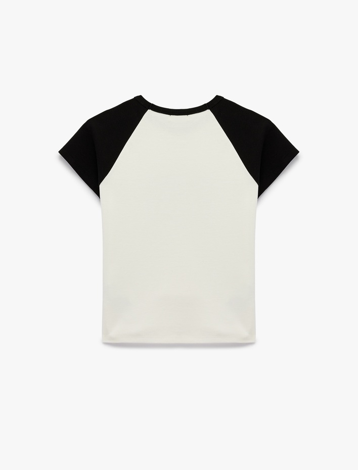  Slim Fit Pamuklu Kısa Reglan Kollu Bisiklet Yaka Baskılı Tişört