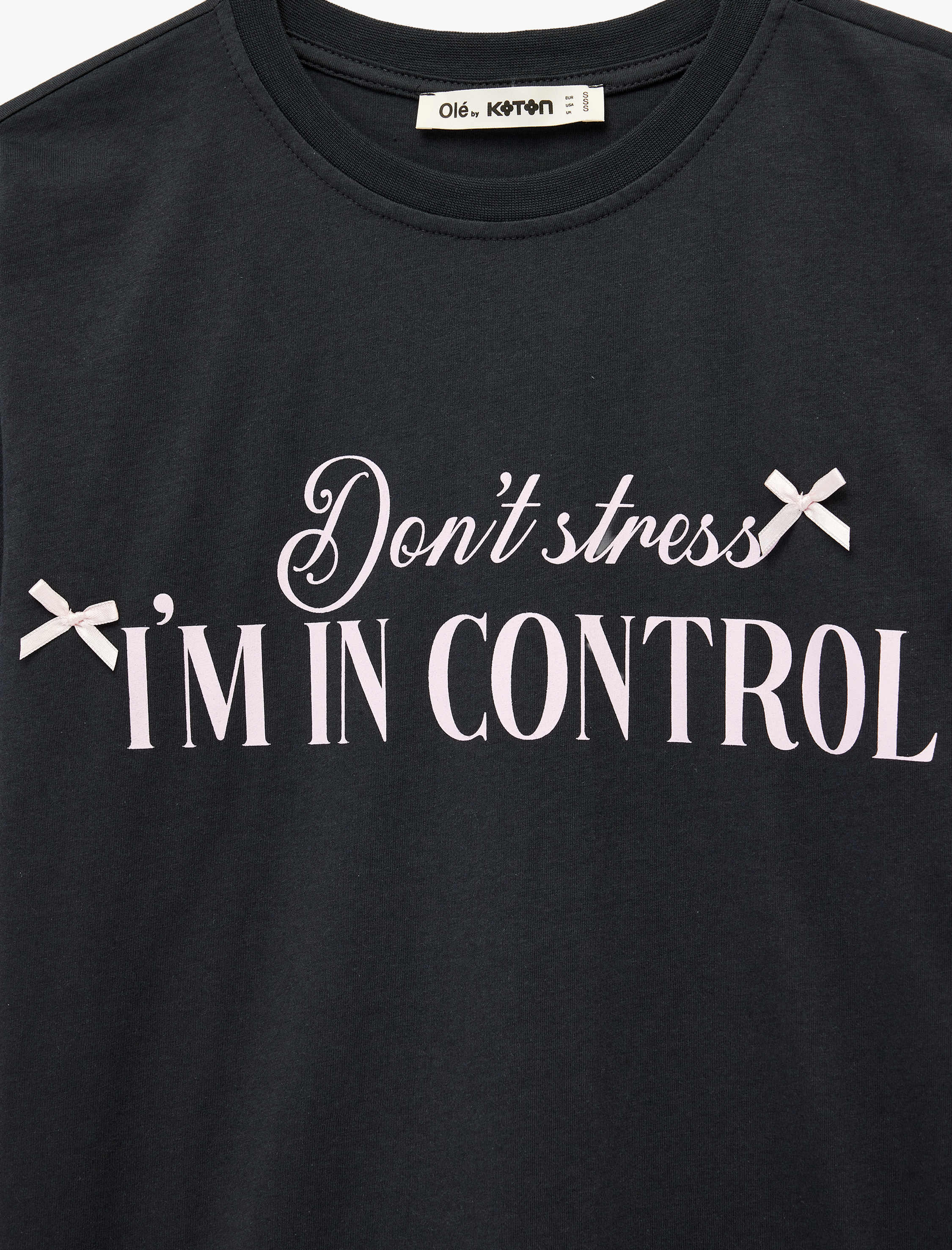   Rahat Kalıp Kısa Kollu Bisiklet Yaka Pamuklu Baskılı Fiyonklu Tişört