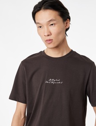 Pamuklu Kısa Kollu Bisiklet Yaka Baskılı Slim Fit Tişört