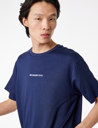 Kısa Kollu Bisiklet Yaka Rahat Kalıp Baskılı Spor Tişört