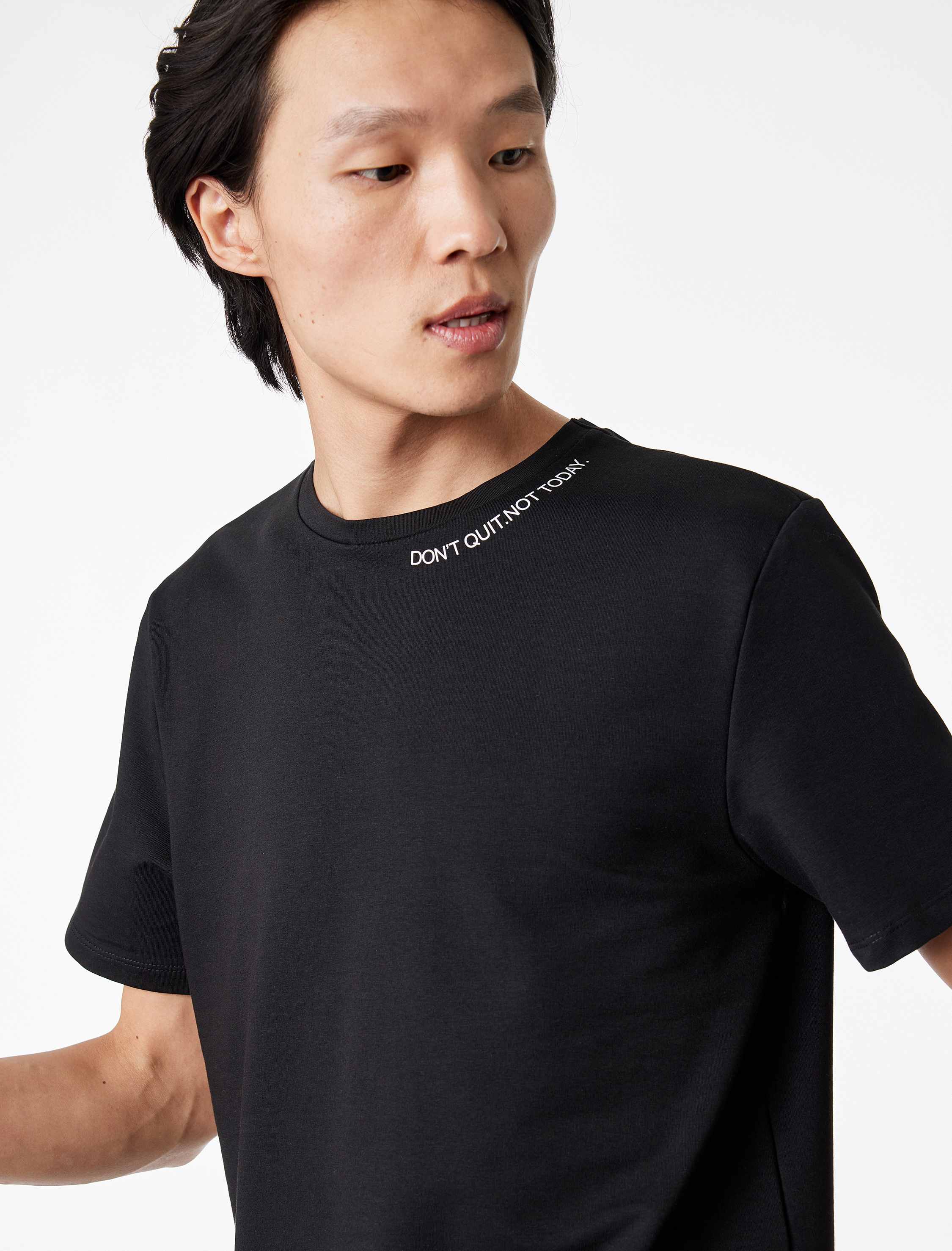   Regular Fit Kısa Kollu Bisiklet Yaka Baskılı Spor Tişört