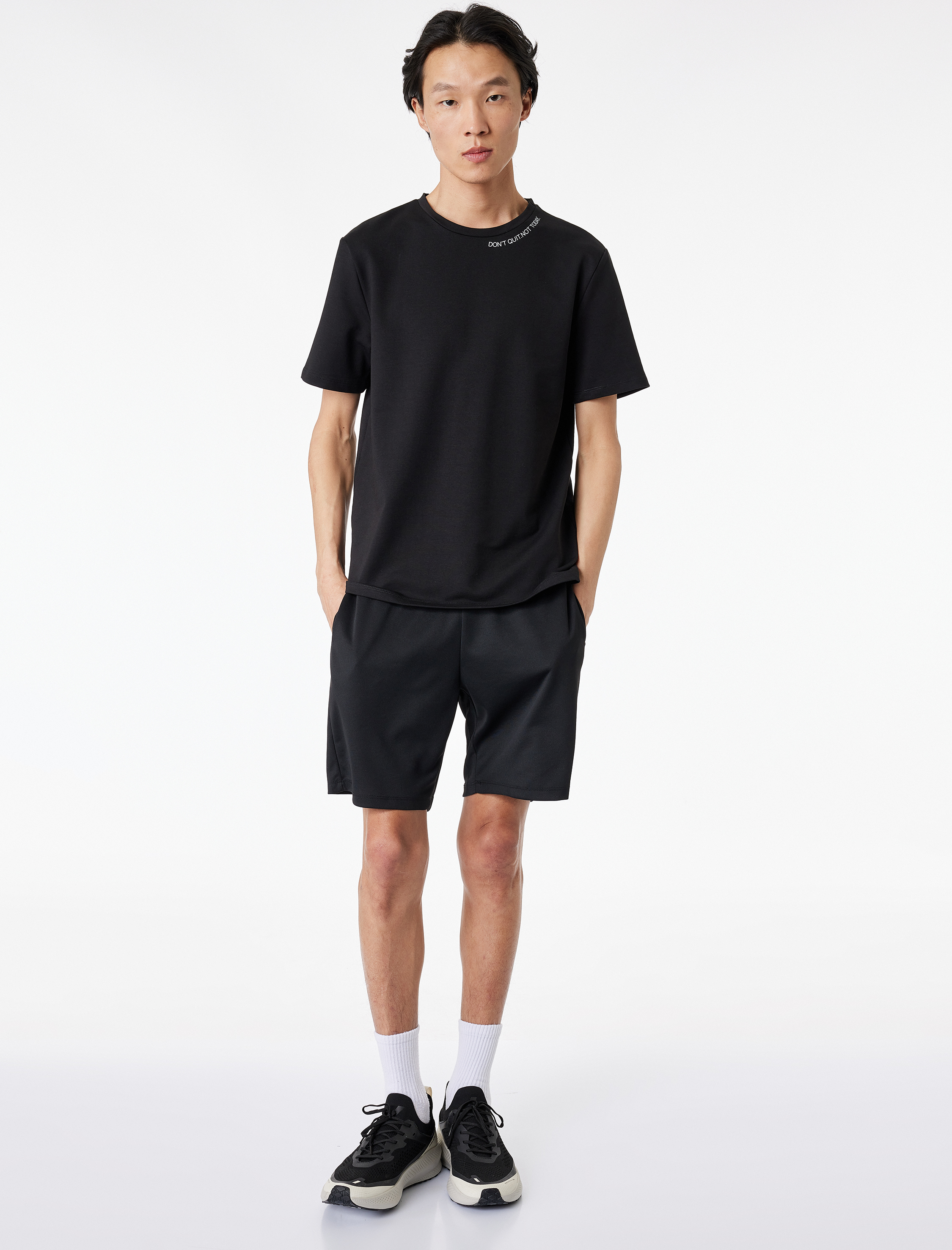   Regular Fit Kısa Kollu Bisiklet Yaka Baskılı Spor Tişört