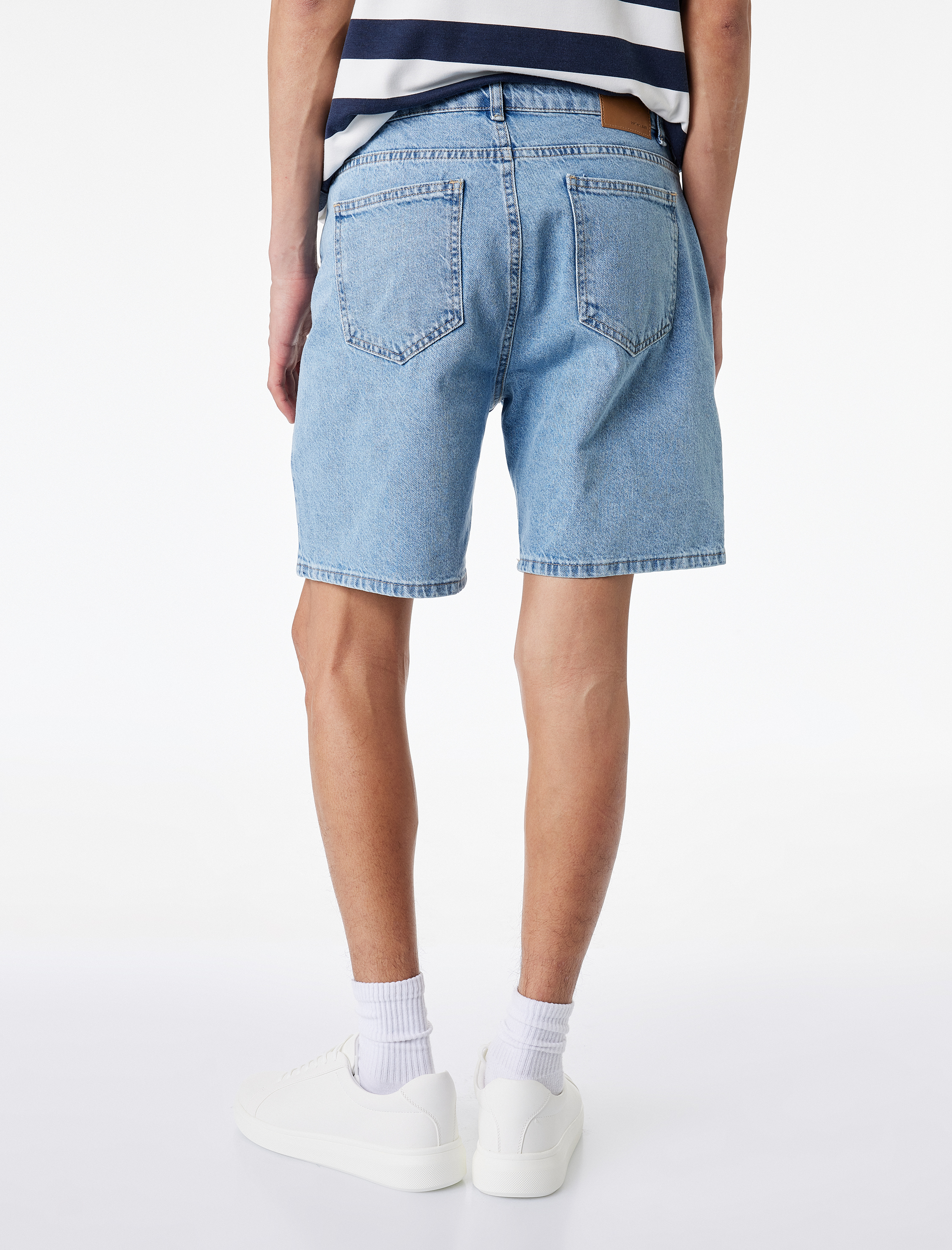   Rahat Kalıp Pamuklu Bermuda Jean Şort