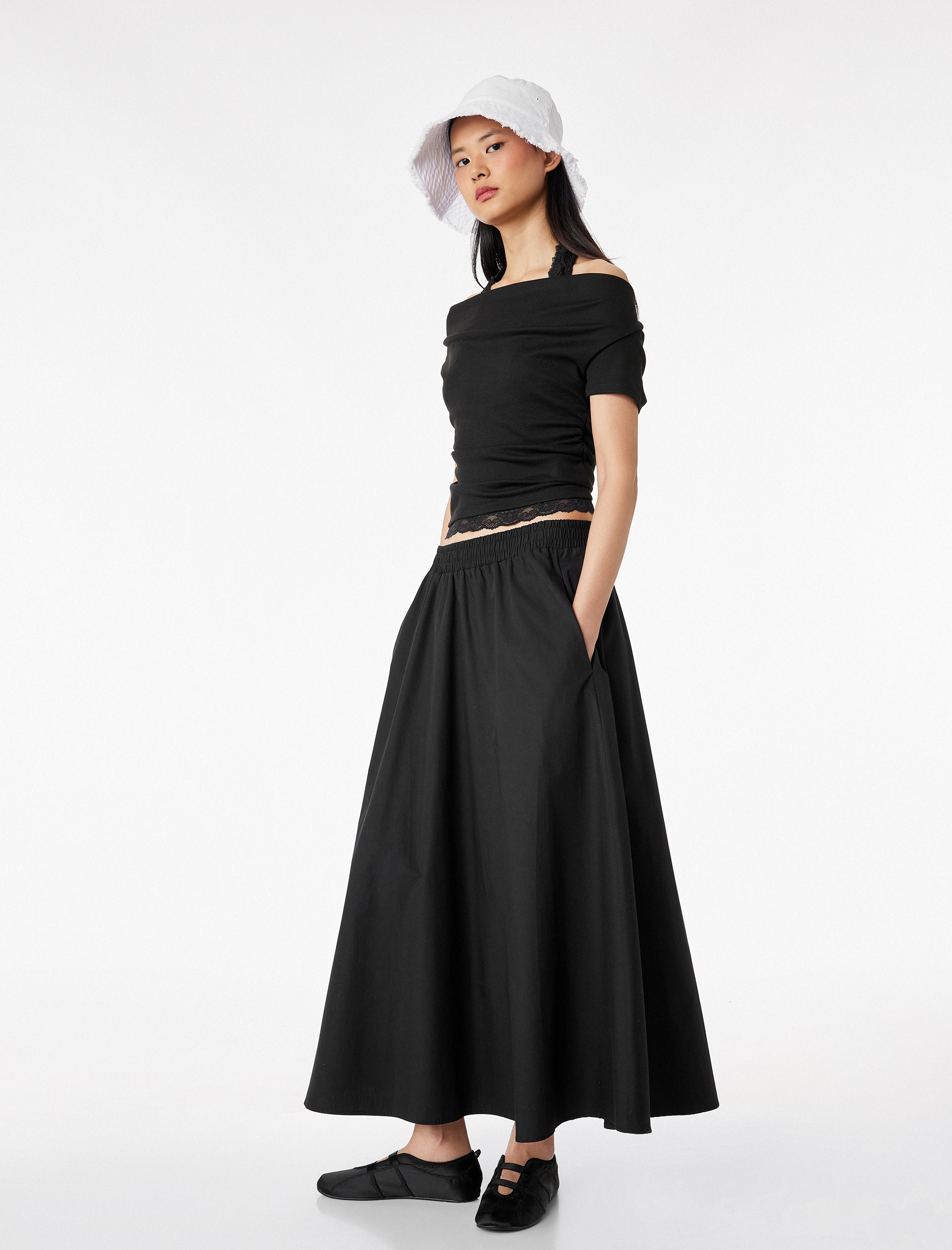   Slim Fit Kısa Kollu Dantel Detaylı Atletli İkili Kayık Yaka Tişört