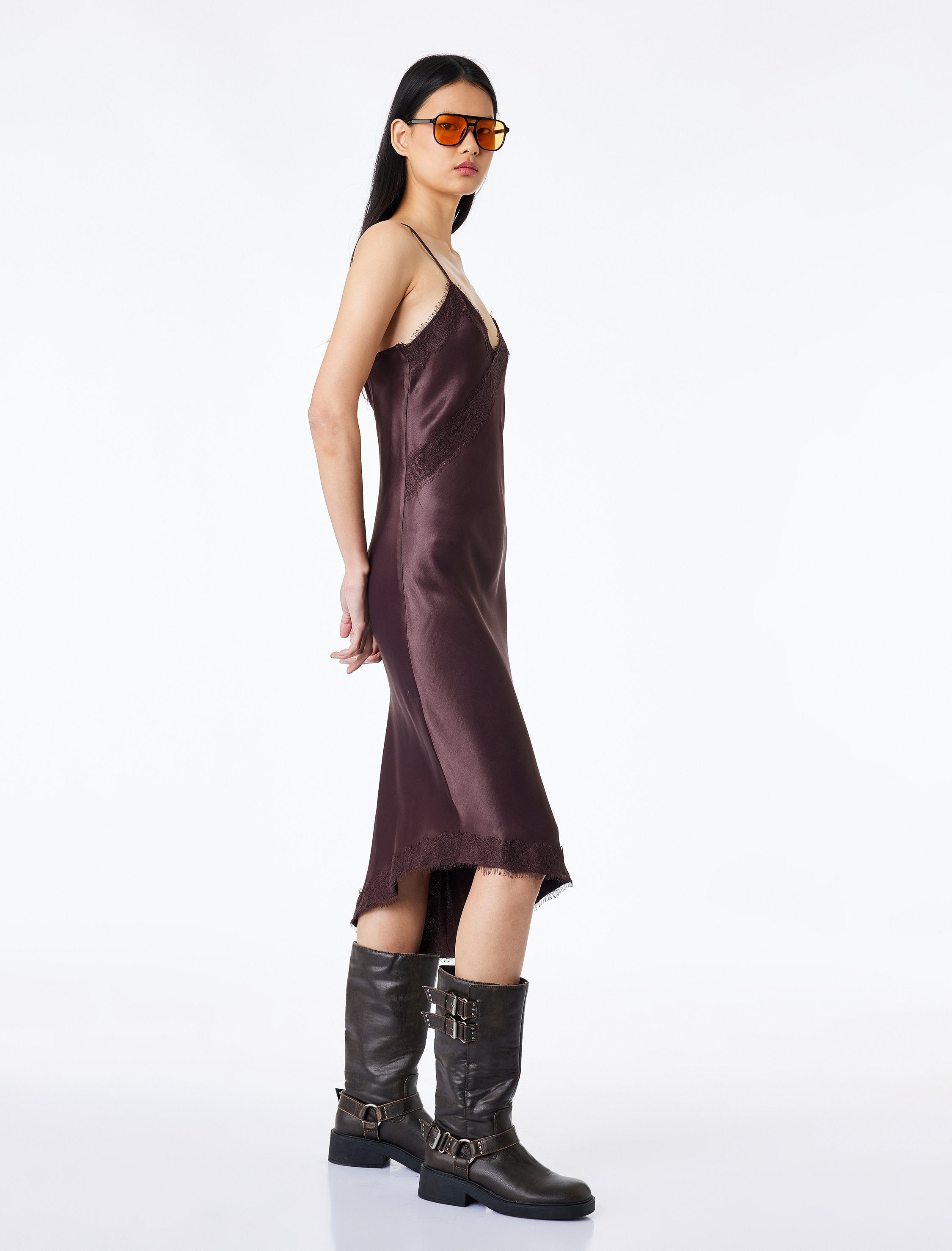 İp Askılı Asimetrik Dantel Detaylı Saten Elbise - Görsel 3