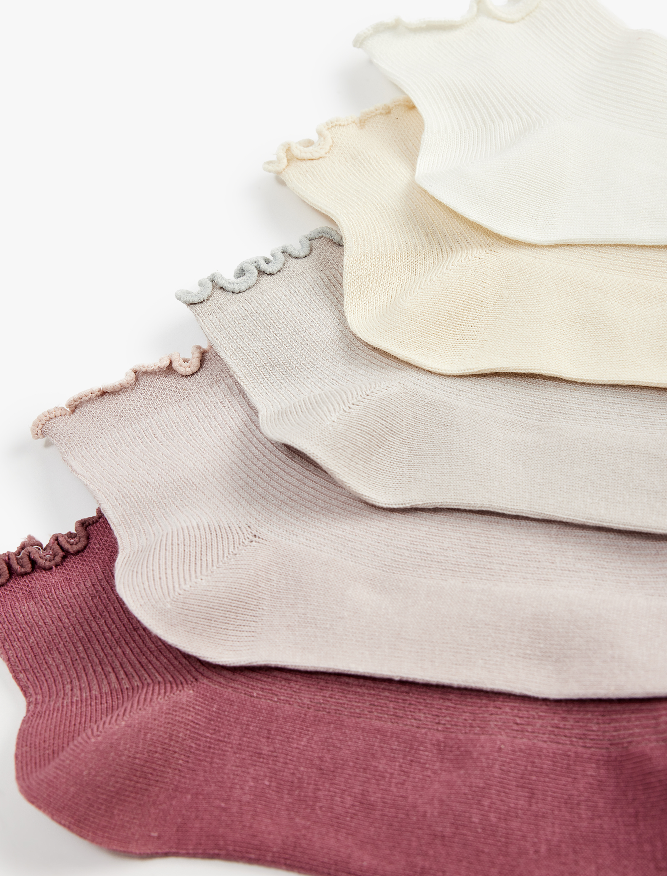  Kadın 5'li Fırfır Detaylı Pamuklu Patik Çorap Seti