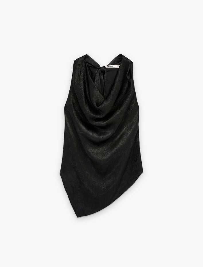  Asimetrik Kesim Kolsuz Sırtı Bağcıklı Saten Degaje Yaka Bluz