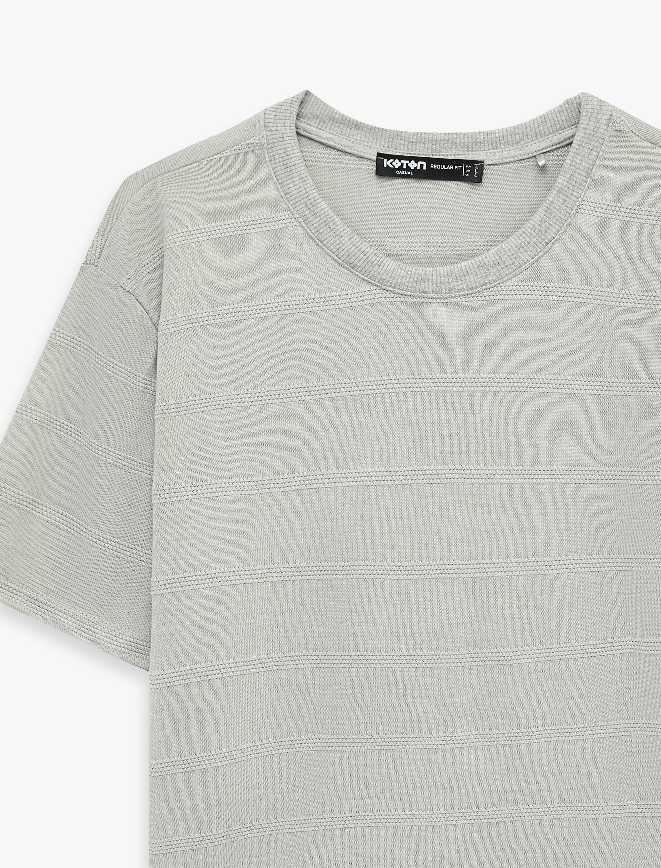   Regular Fit Kısa Kollu Viskon Karışımlı Dokulu Bisiklet Yaka Tişört