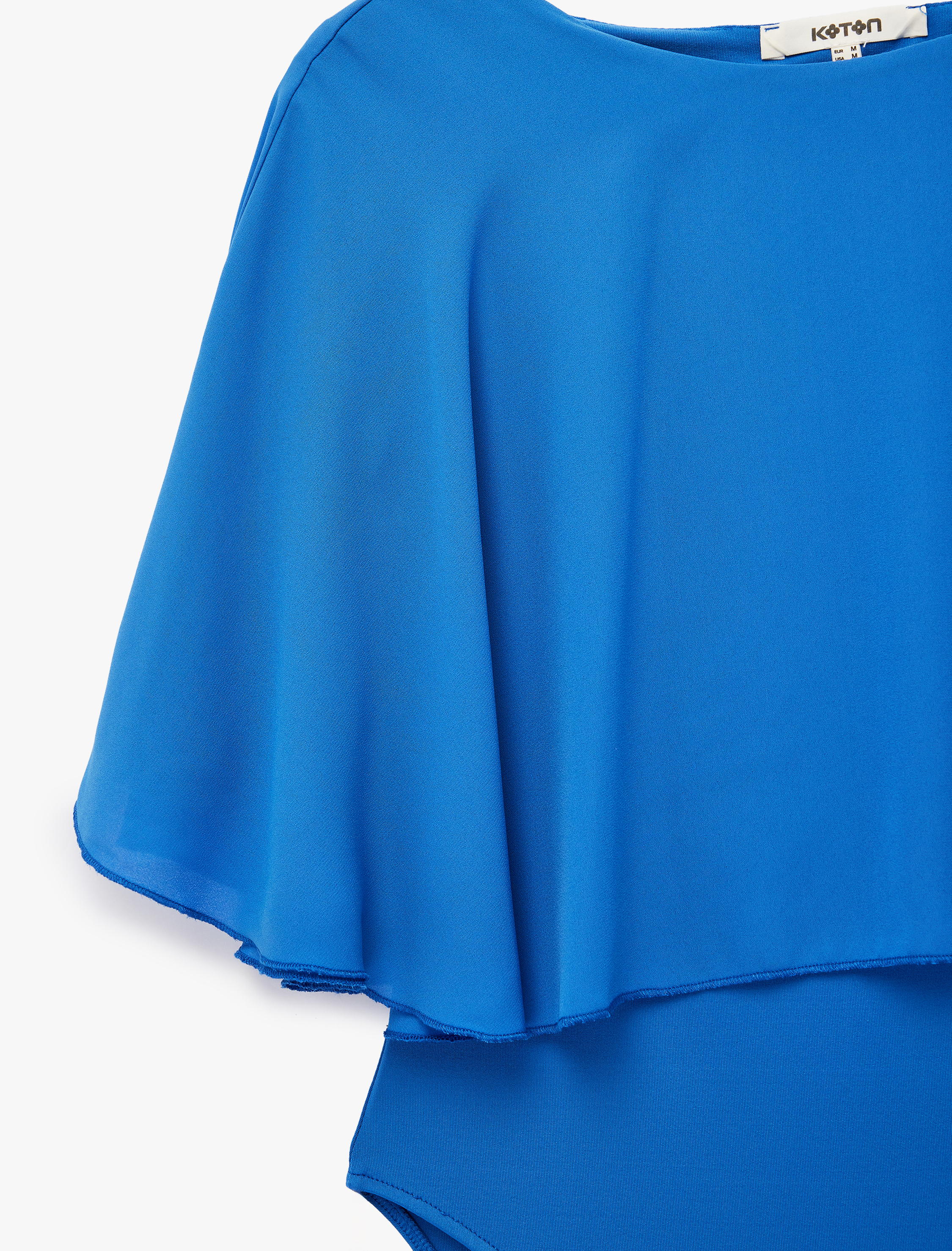   Slim Fit Yuvarlak Yaka Tül Detaylı Asimetrik Kesim Pelerin Bodysuit