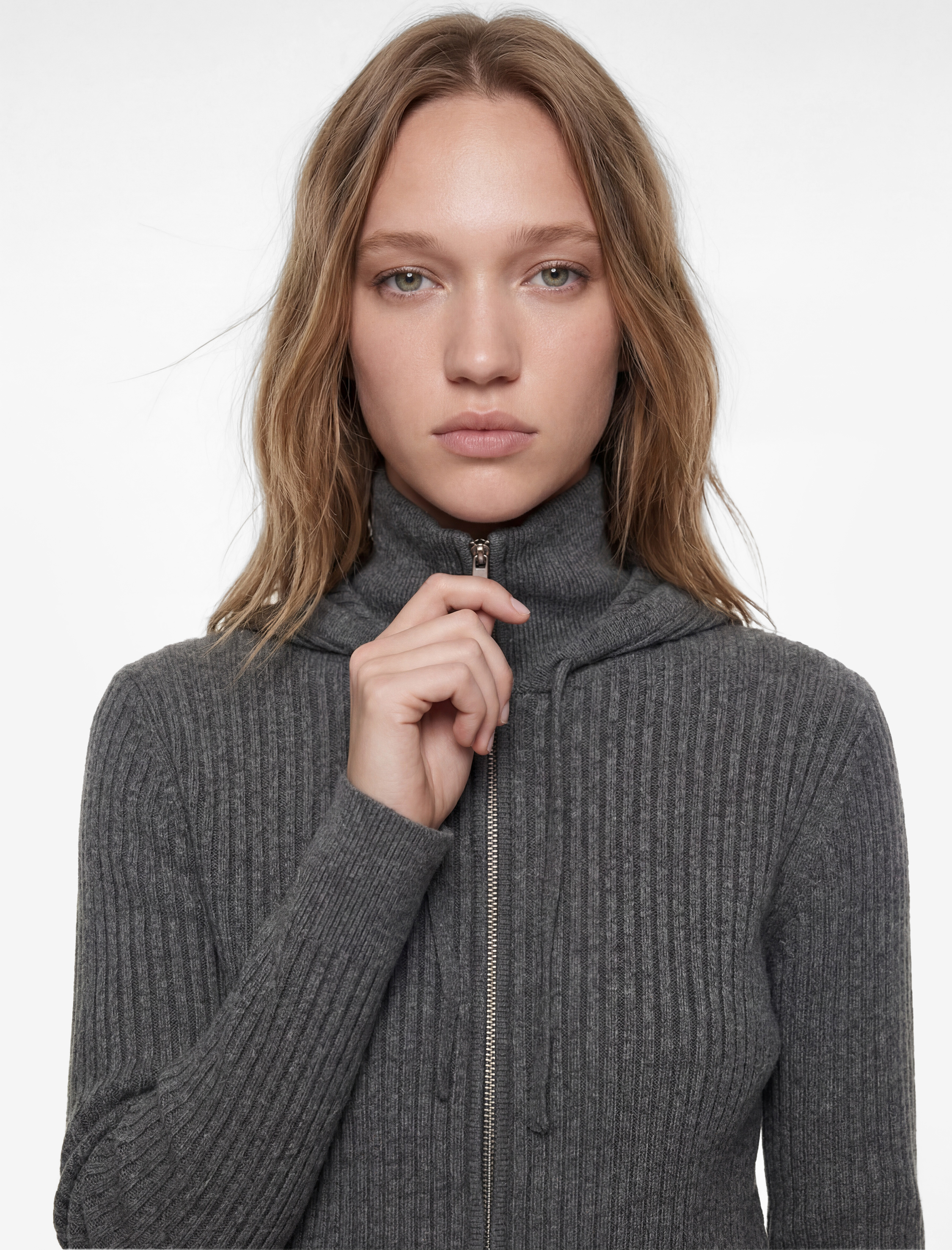   Fermuarlı Kapüşonlu Uzun Kollu Slim Fit Viskon Hırka