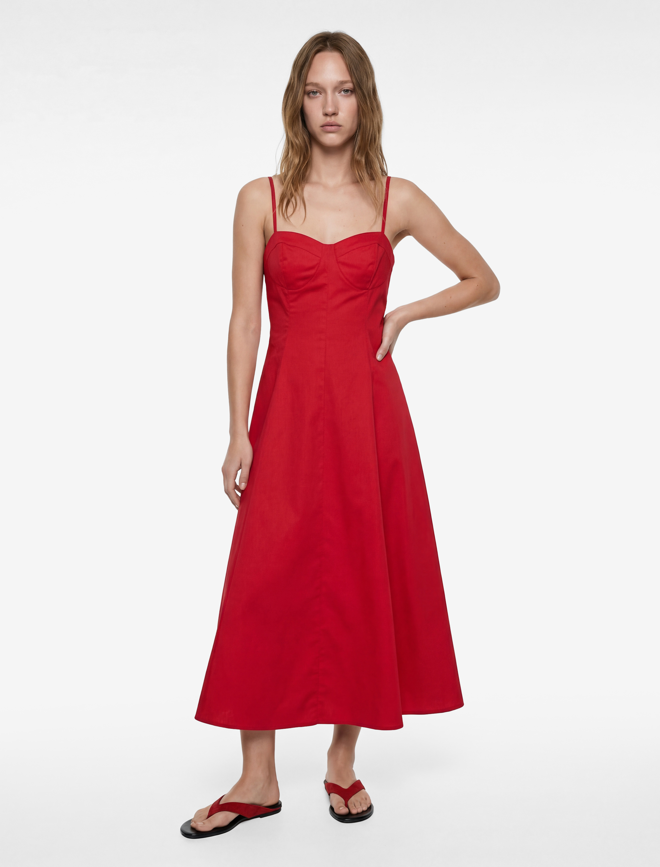   Slim Fit Kalp Yaka Kolsuz Pamuklu İp Askılı Volanlı Poplin Uzun Elbise