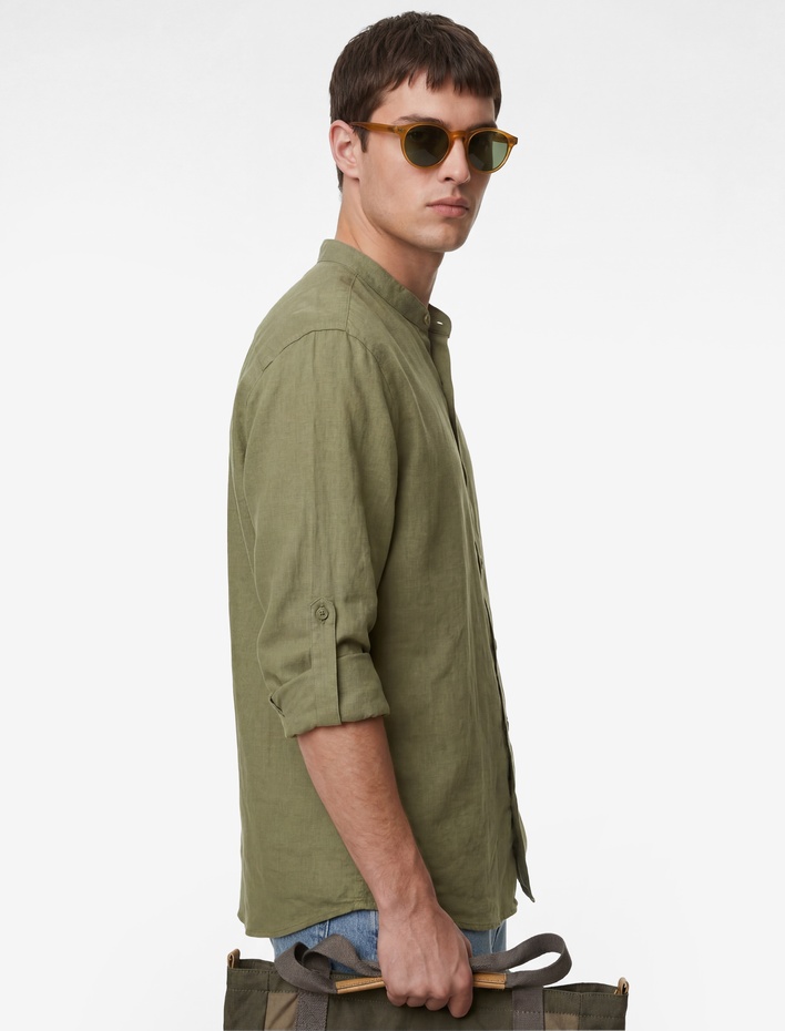  Pamuklu Regular Fit Düğme Detaylı Uzun Kollu Hakim Yaka Gömlek