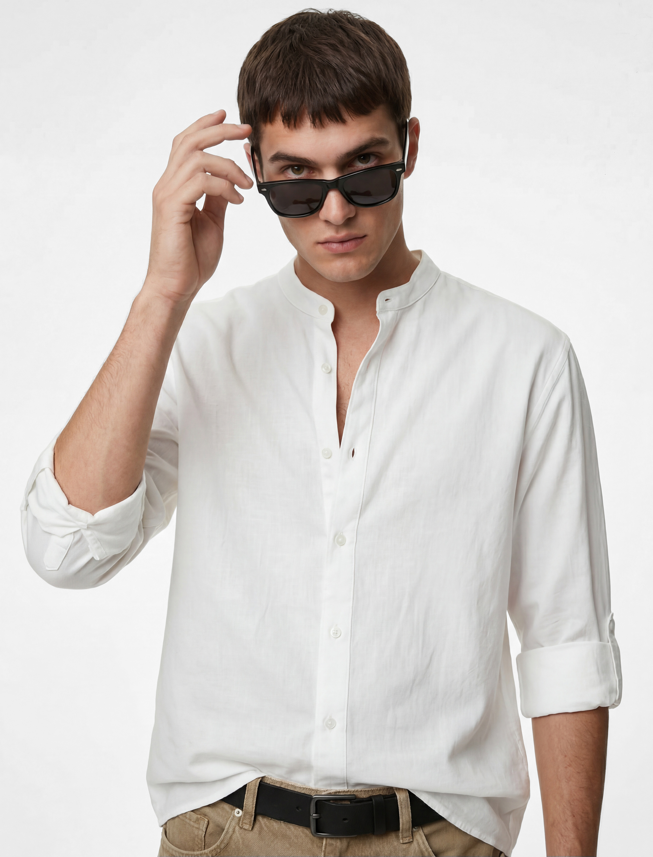 Pamuklu Regular Fit Düğme Detaylı Uzun Kollu Hakim Yaka Gömlek - Görsel 2