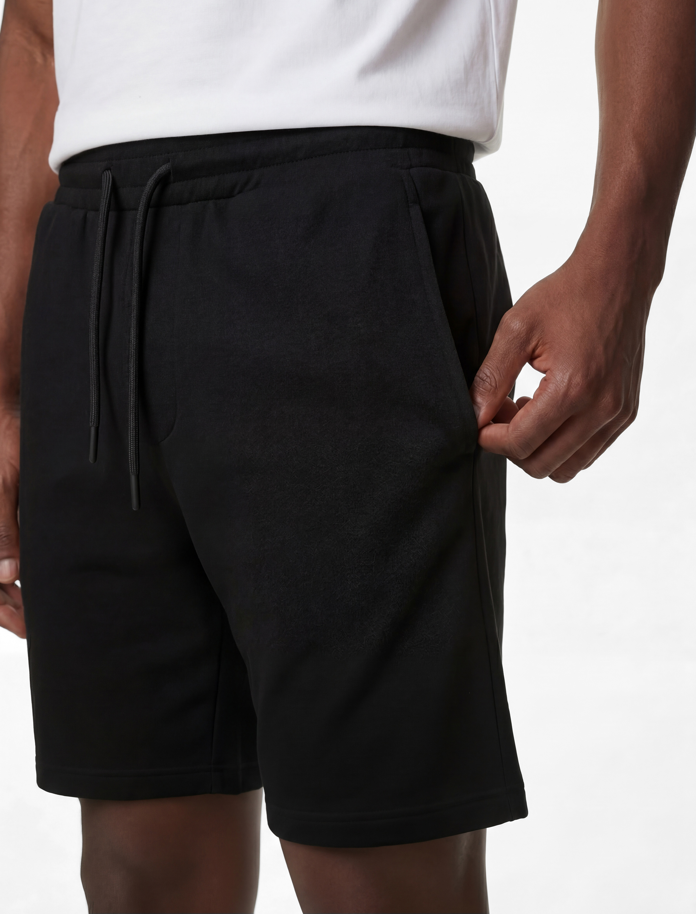   Rahat Kesim Cepli Beli Bağcıklı Spor Şort