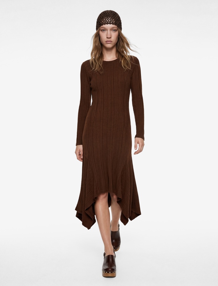  Rahat Kalıp Uzun Kollu Bisiklet Yaka Asimetrik Kesim Uzun Elbise