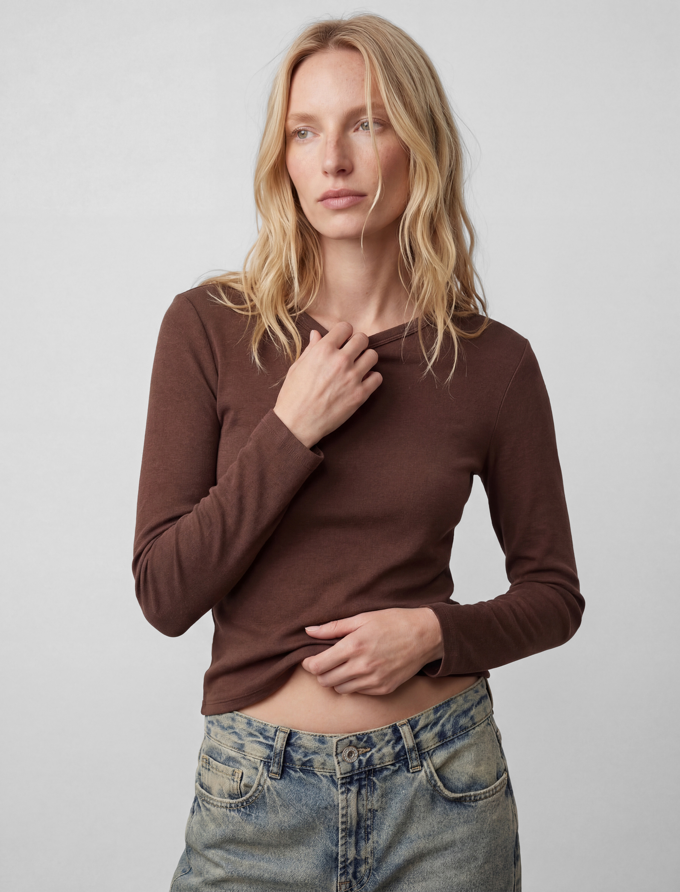   Slim Fit Uzun Kollu Bisiklet Yaka Basic Tişört