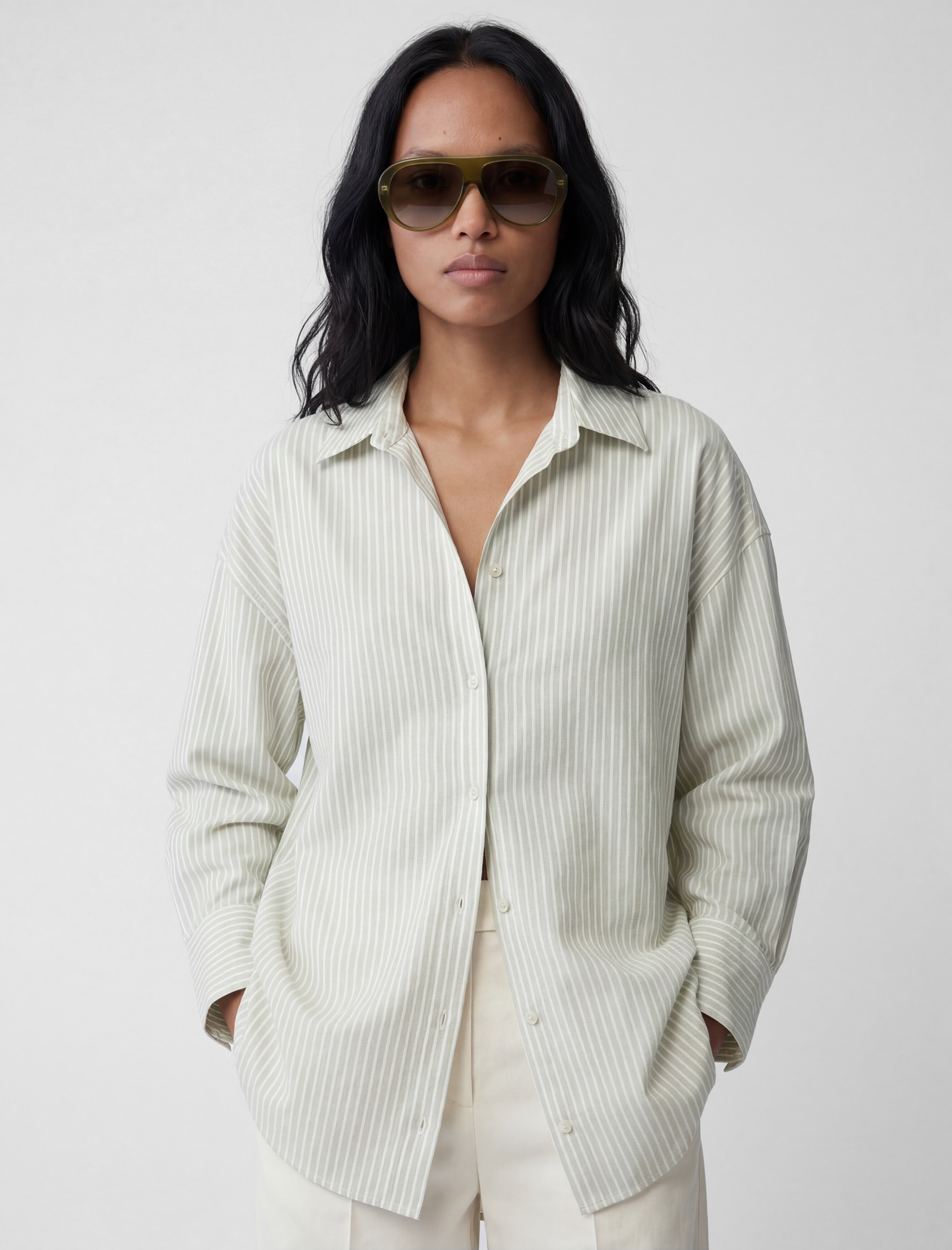 Pamuklu Uzun Kollu Klasik Yaka Çizgili Gömlek - Görsel 3