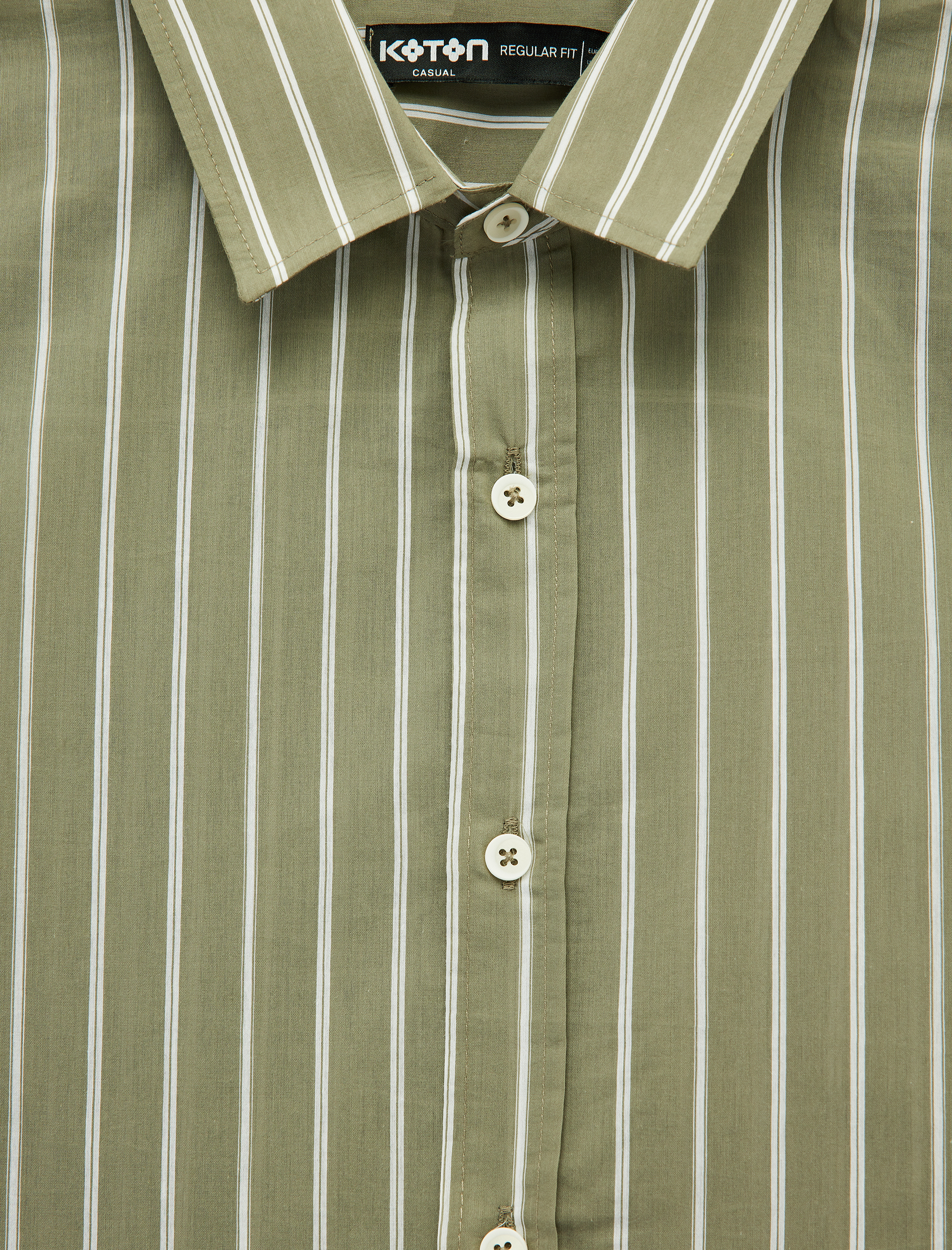   Düğmeli Regular Fit Pamuklu Poplin Klasik Yaka Uzun Kollu Çizgili Gömlek