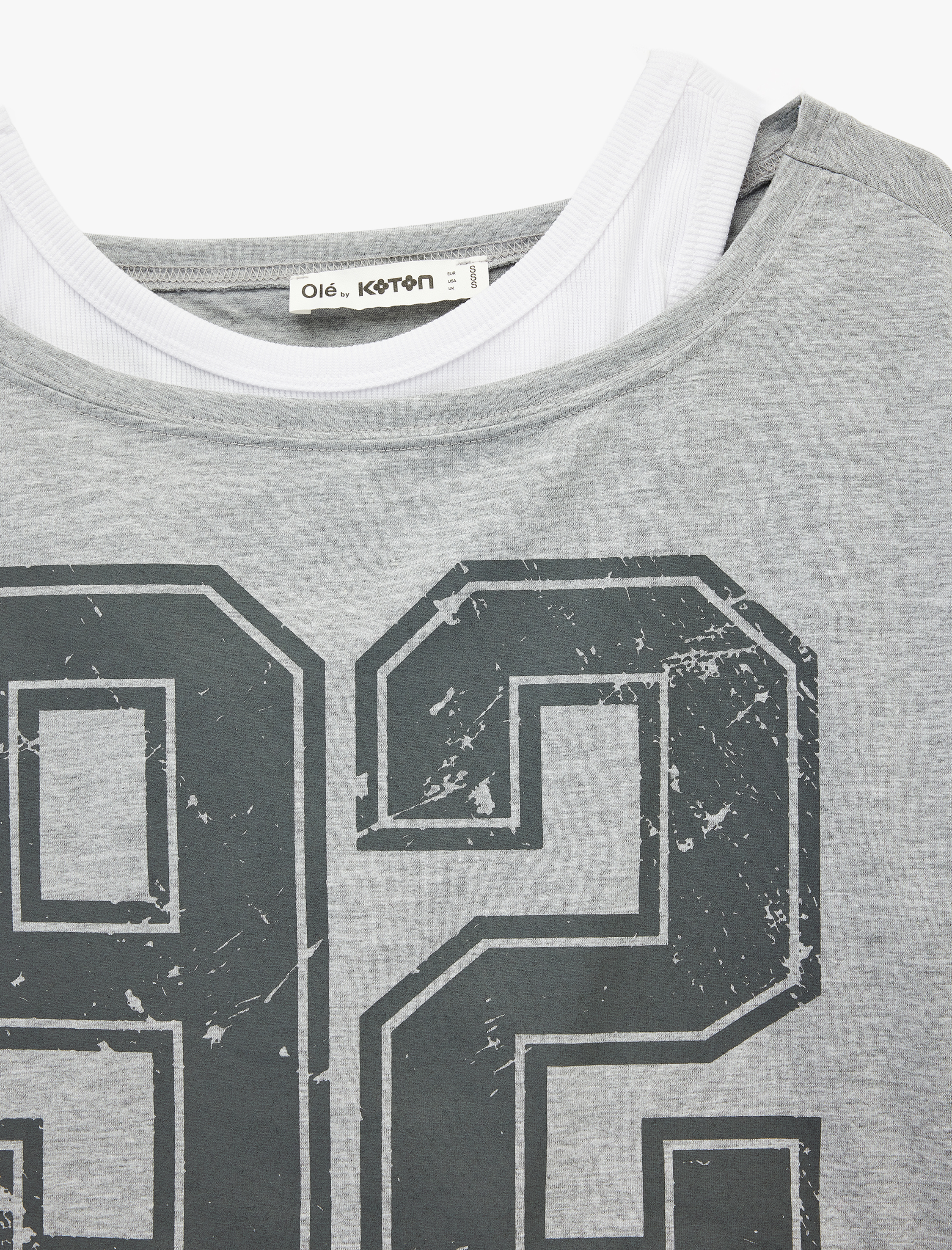   Rahat Kalıp Omuzu Açık Kısa Kollu Atlet Detaylı Crop Tişört