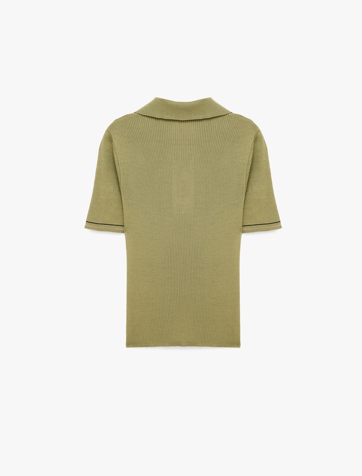  Kısa Kollu Düğmeli Polo Yaka Triko Tişört