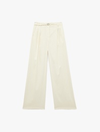 Pile Detaylı Cepli Kemerli Geniş Paça Çizgili Kumaş Pantolon