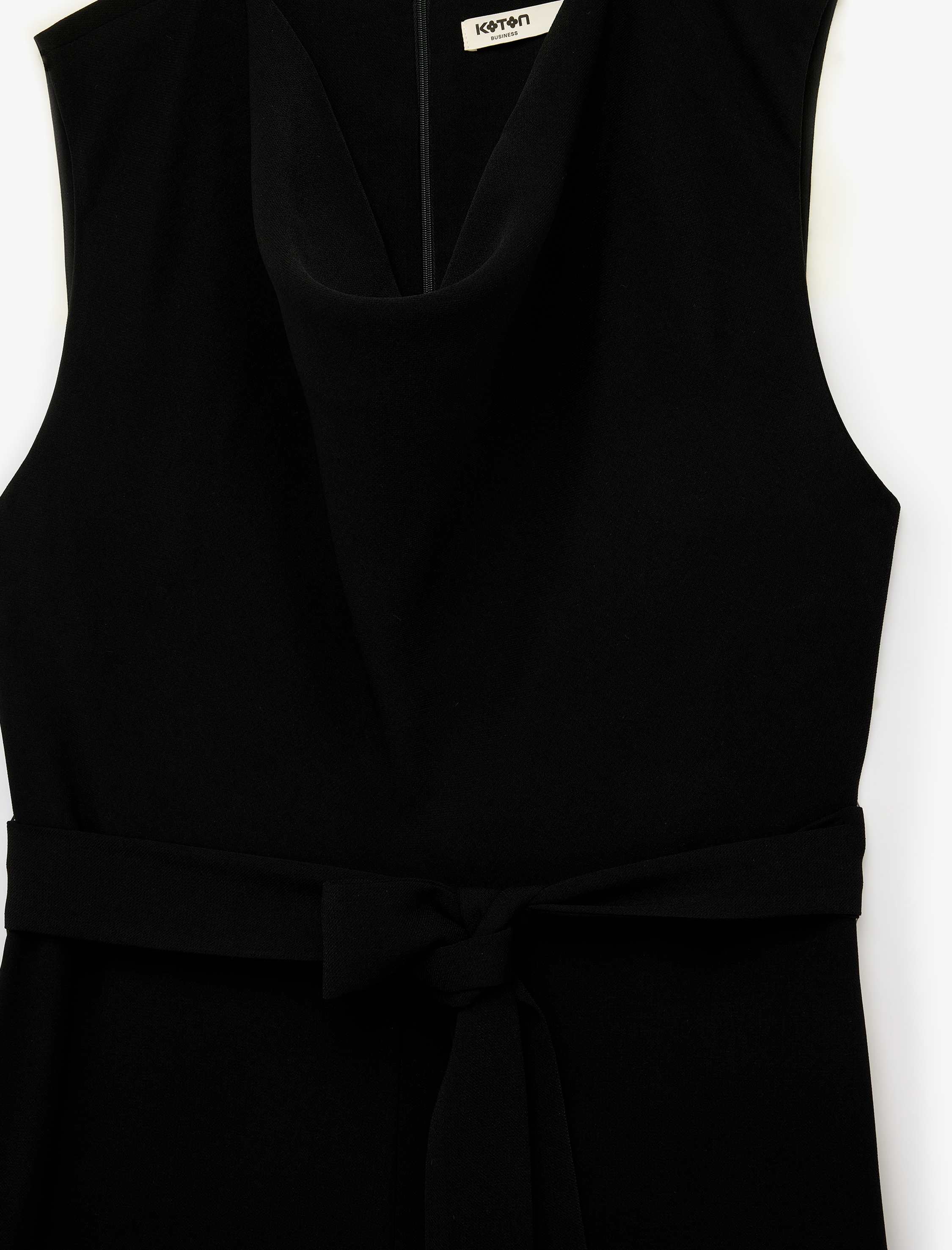   Kolsuz Degaje Yaka Uzun Krep Tulum