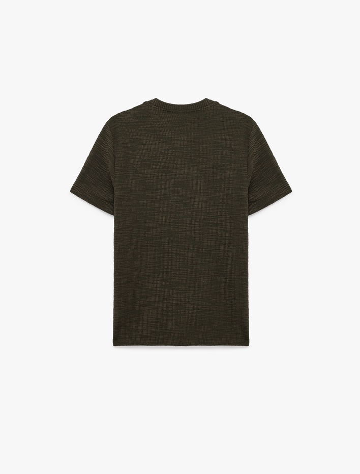  Regular Fit Kısa Kollu Dokulu Bisiklet Yaka Tişört