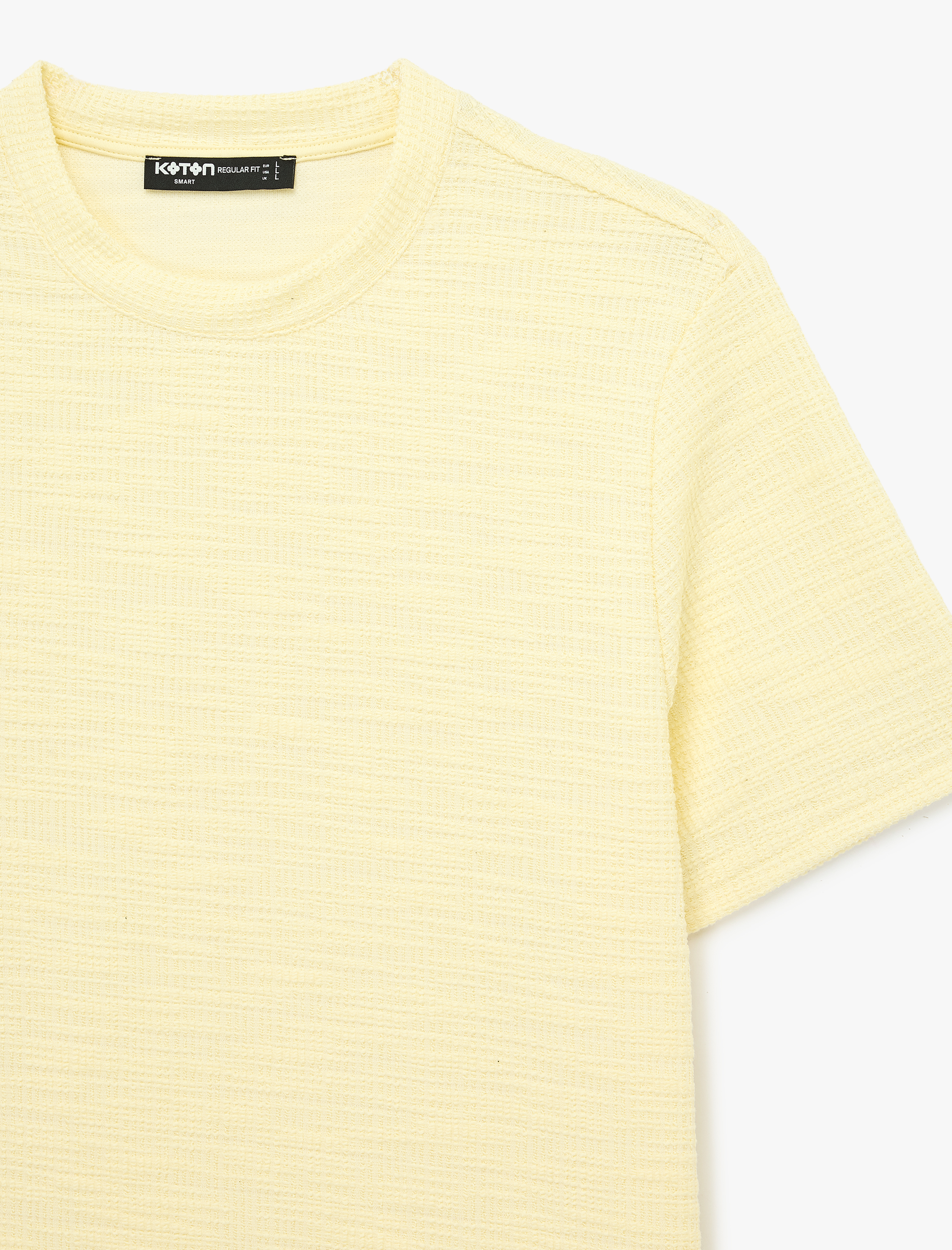   Regular Fit Kısa Kollu Dokulu Bisiklet Yaka Tişört