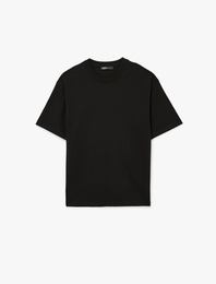 Kısa Kollu Pamuklu Bisiklet Yaka Oversize Basic Tişört