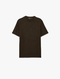 Regular Fit Kısa Kollu Dokulu Bisiklet Yaka Tişört