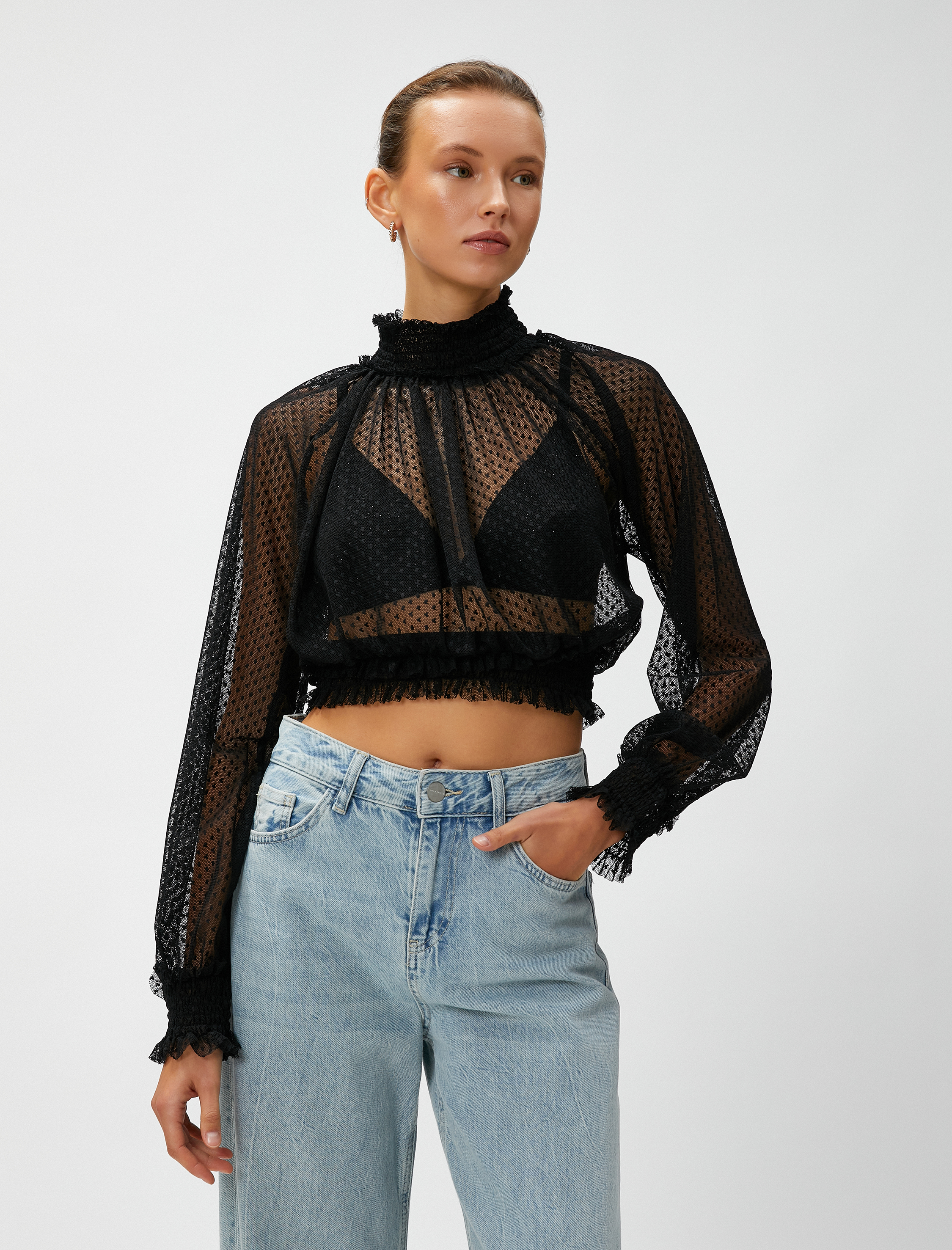   Şifon Crop Bluz Dik Yaka Uzun Kollu