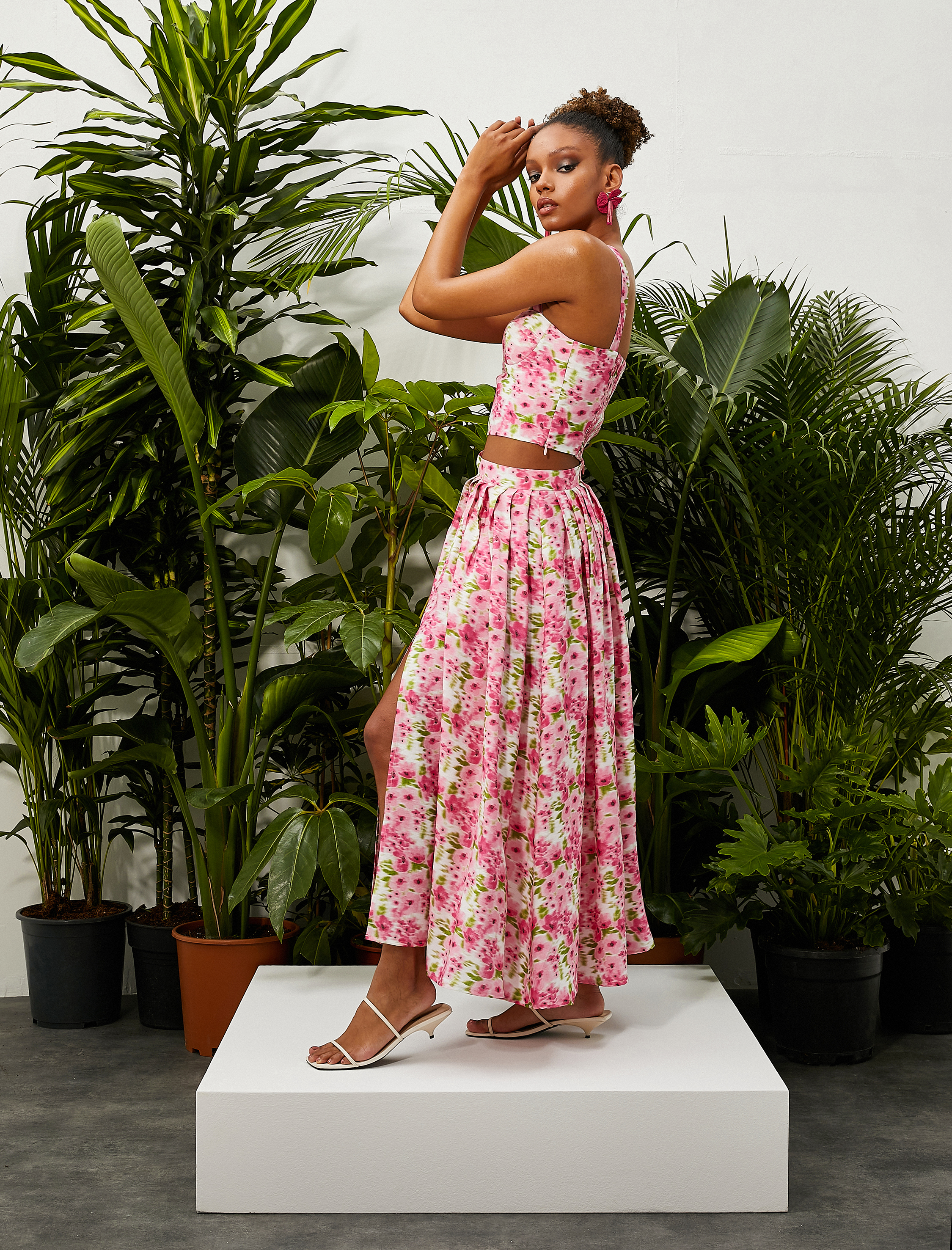   Çiçekli Uzun Etek Pileli