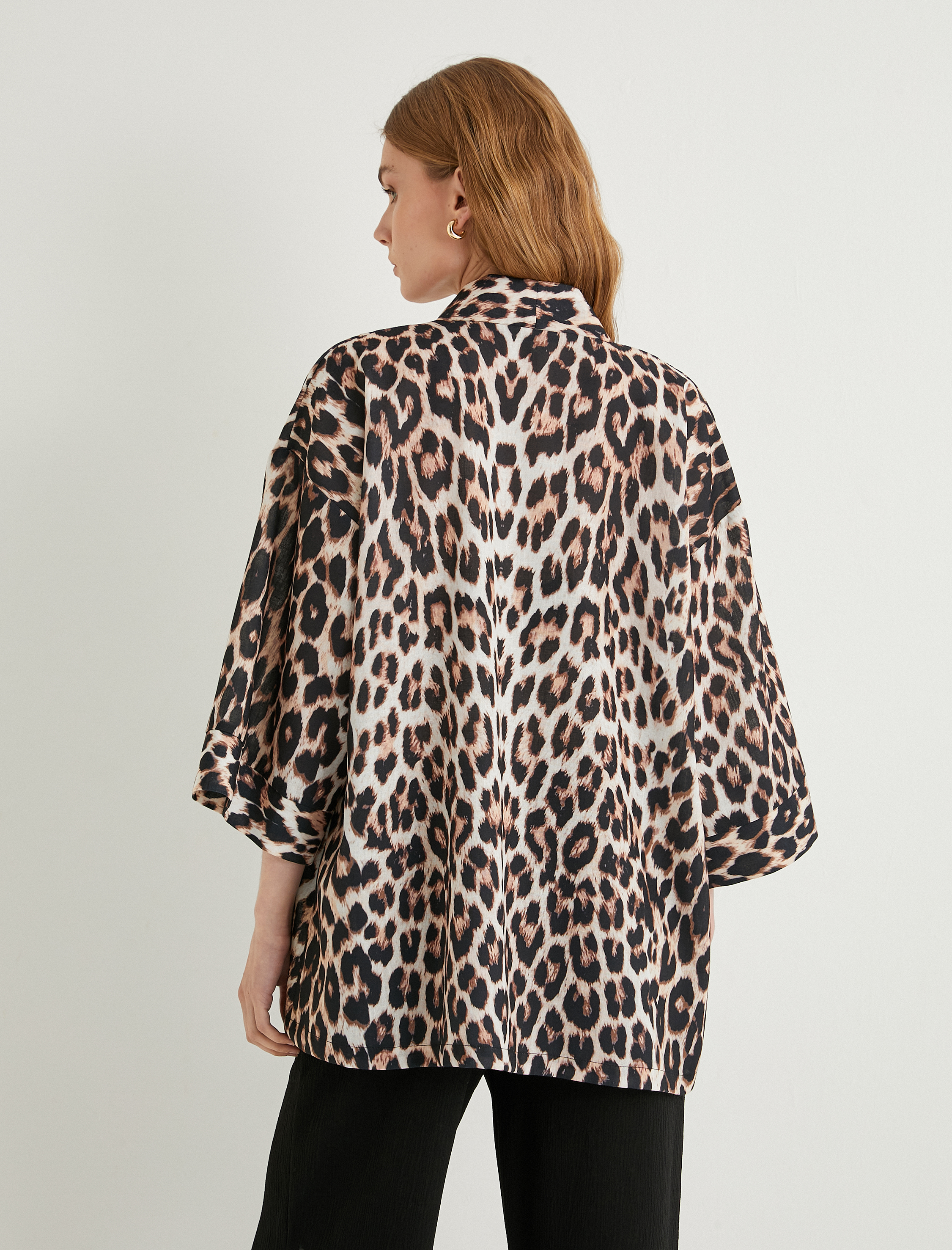   Leopar Desenli Kimono 3/4 Geniş Kol Kalça Boy Bol Kalıp