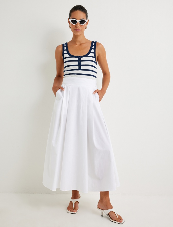  Askılı Tişört U Yaka Çıt Çıt Düğme Detaylı